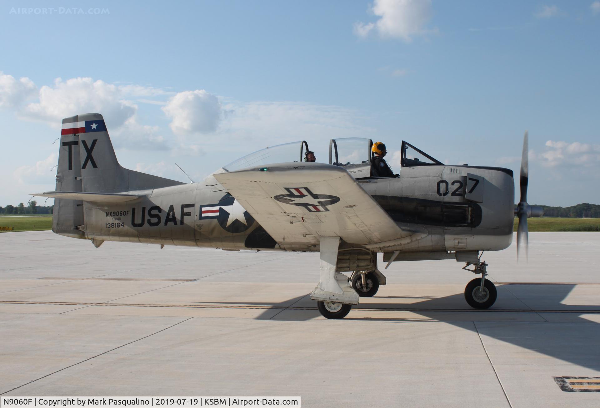 N9060F, 1957 North American T-28B Trojan C/N 200-235 (138164), North American T-28B