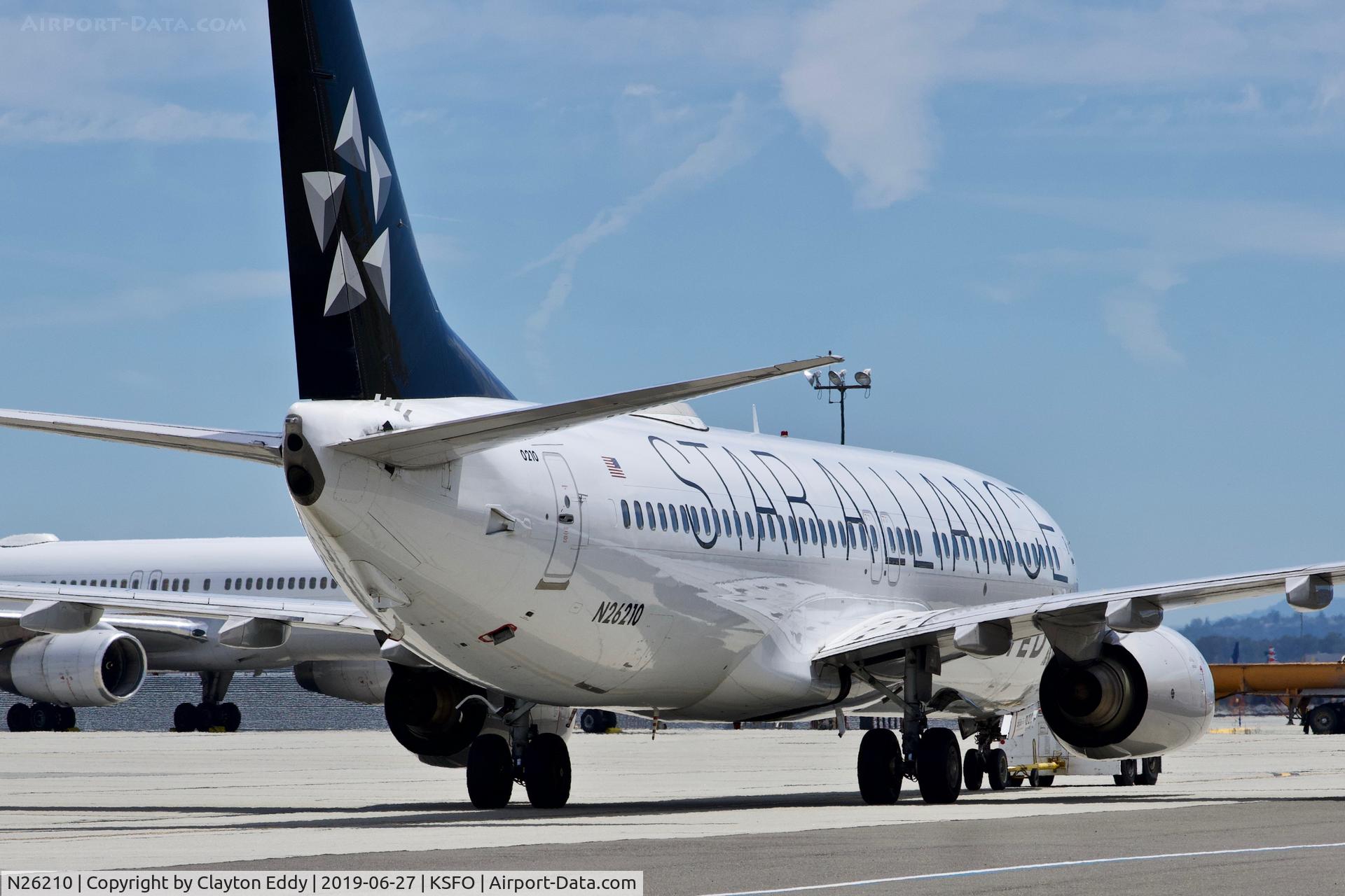 N26210, 1998 Boeing 737-824 C/N 28770, SFO 2019.