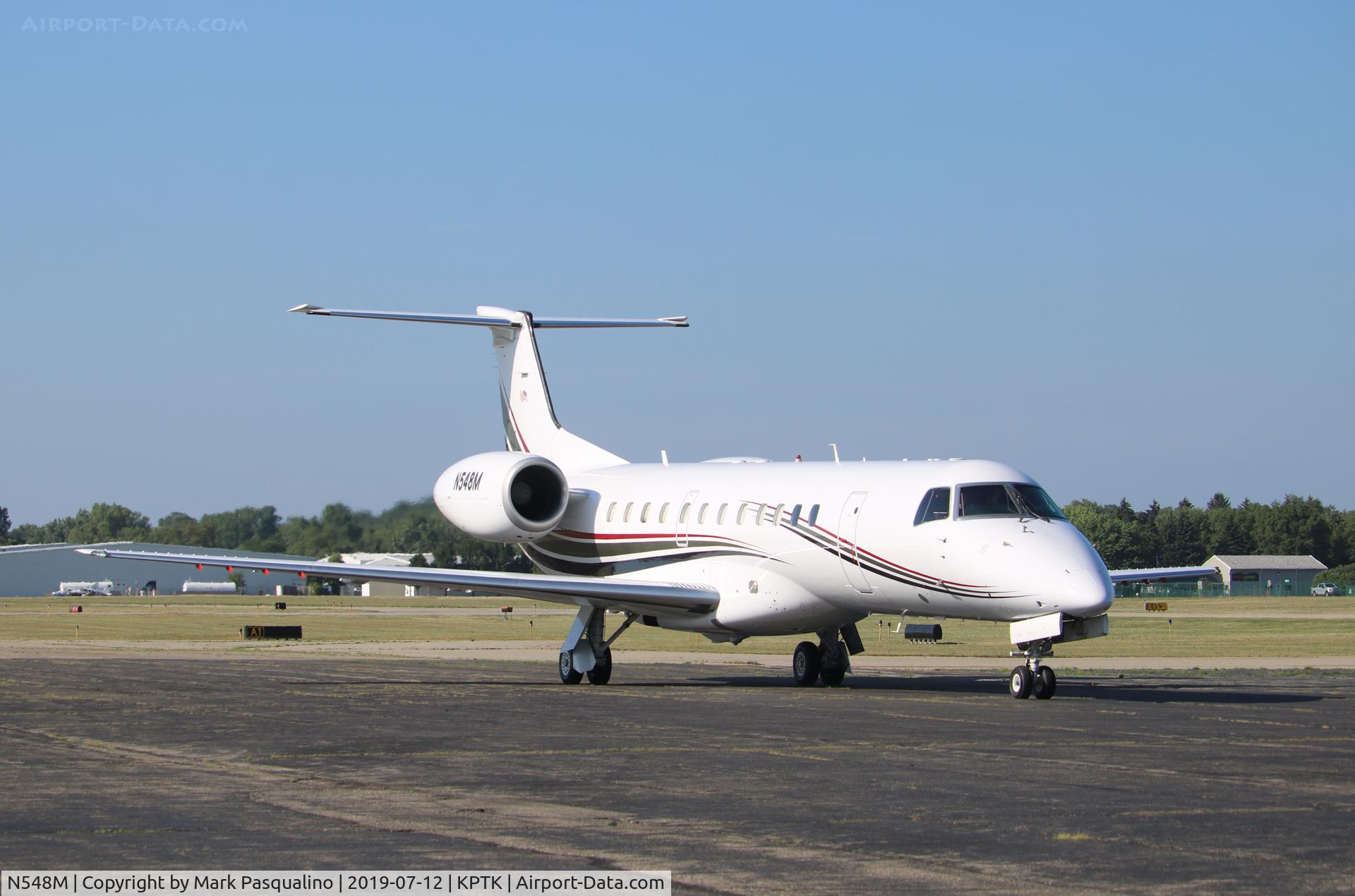 N548M, 2000 Embraer ERJ-135ER (EMB-135ER) C/N 145364, EMB-135ER