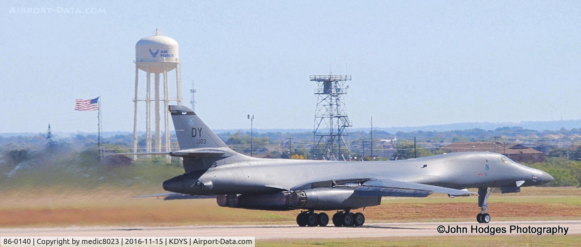86-0140, 1986 Rockwell B-1B Lancer C/N 100, 4 burnin