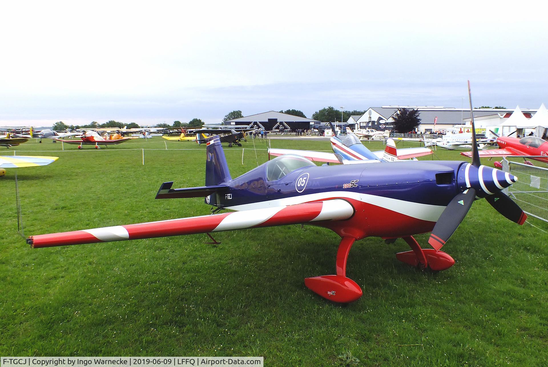F-TGCJ, Extra EA-330SC C/N 05, Extra EA-330SC of the équipe de voltige de l’Armée de l’air (EVAA) at the meeting aerien 2019, La-Ferte-Alais
