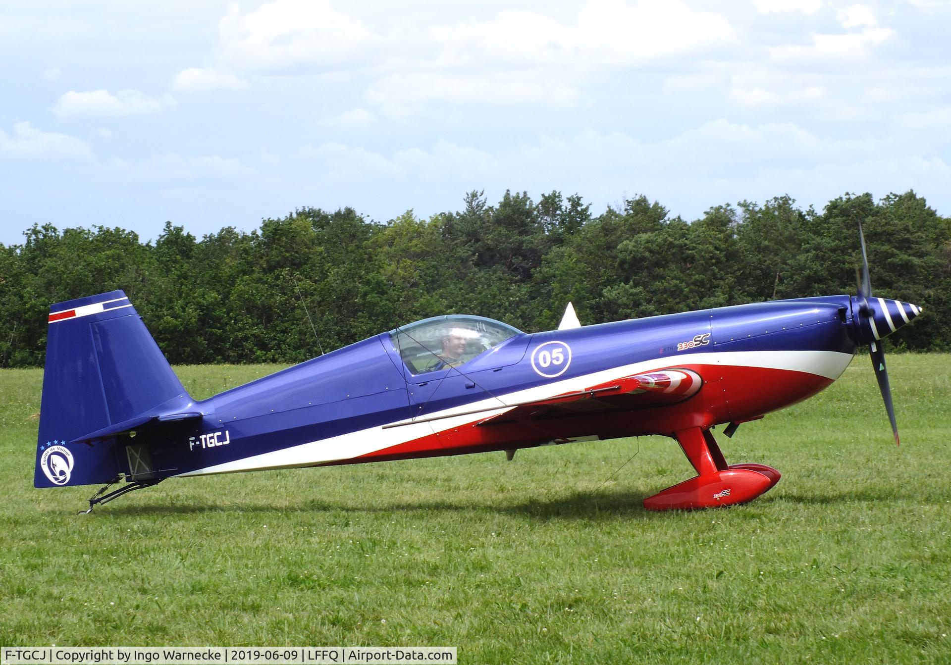 F-TGCJ, Extra EA-330SC C/N 05, Extra EA-330SC of the équipe de voltige de l’Armée de l’air (EVAA) at the meeting aerien 2019, La-Ferte-Alais