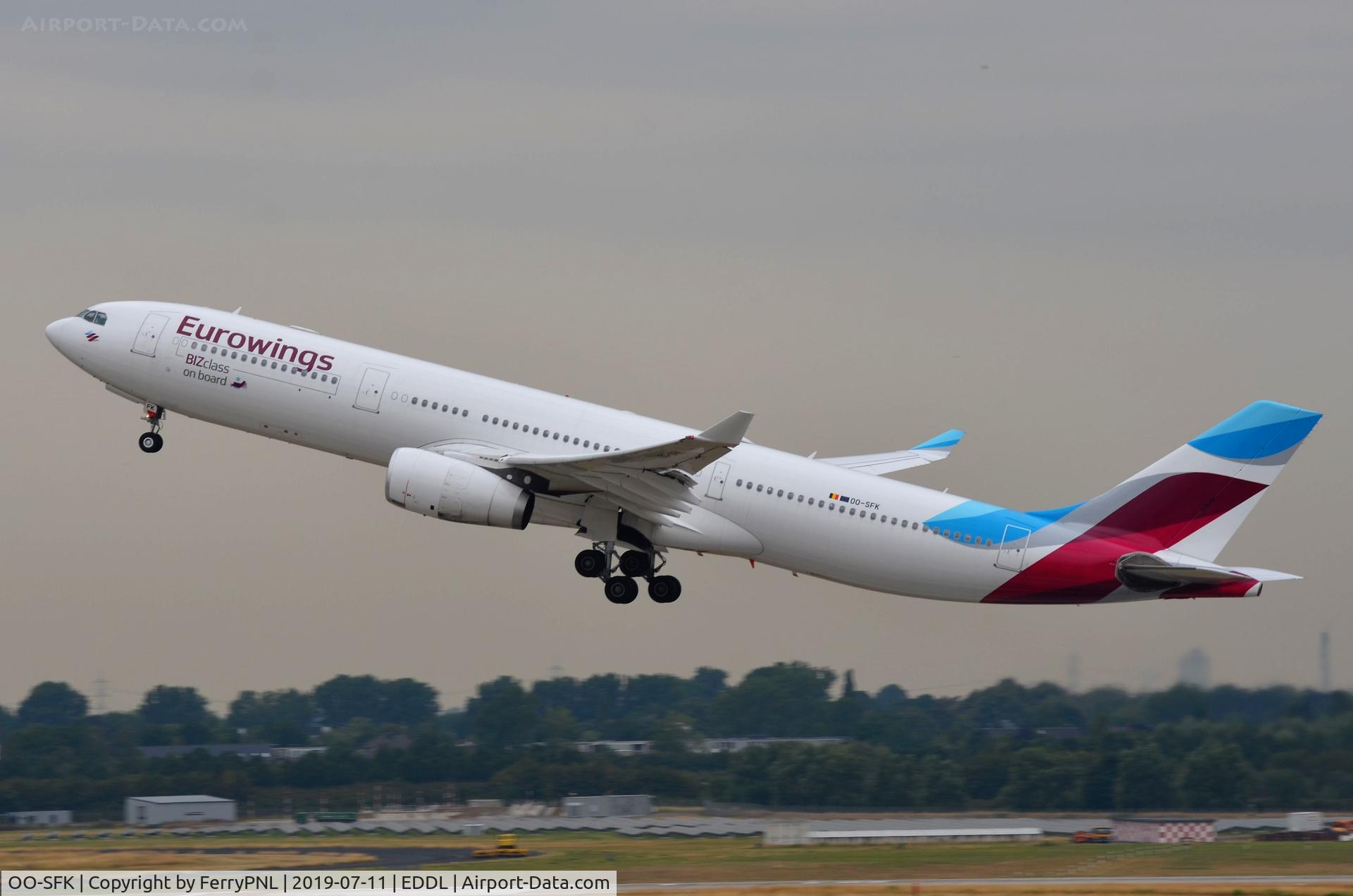 OO-SFK, 2004 Airbus A330-343X C/N 570, Departure of Eurowings A333 to NYC
