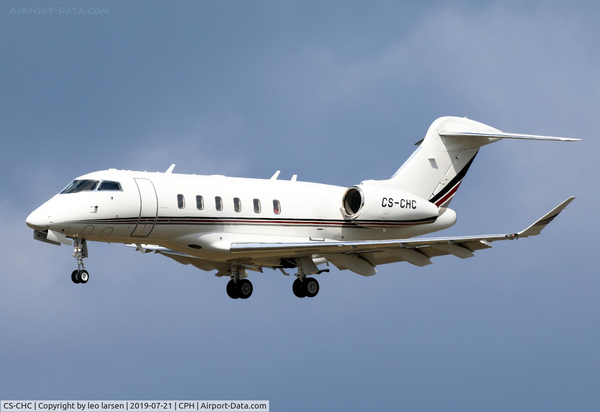 CS-CHC, 2015 Bombardier Challenger 350 (BD-100-1A10) C/N 20572, Copenhagen 21.7.2019 L/D R-22L