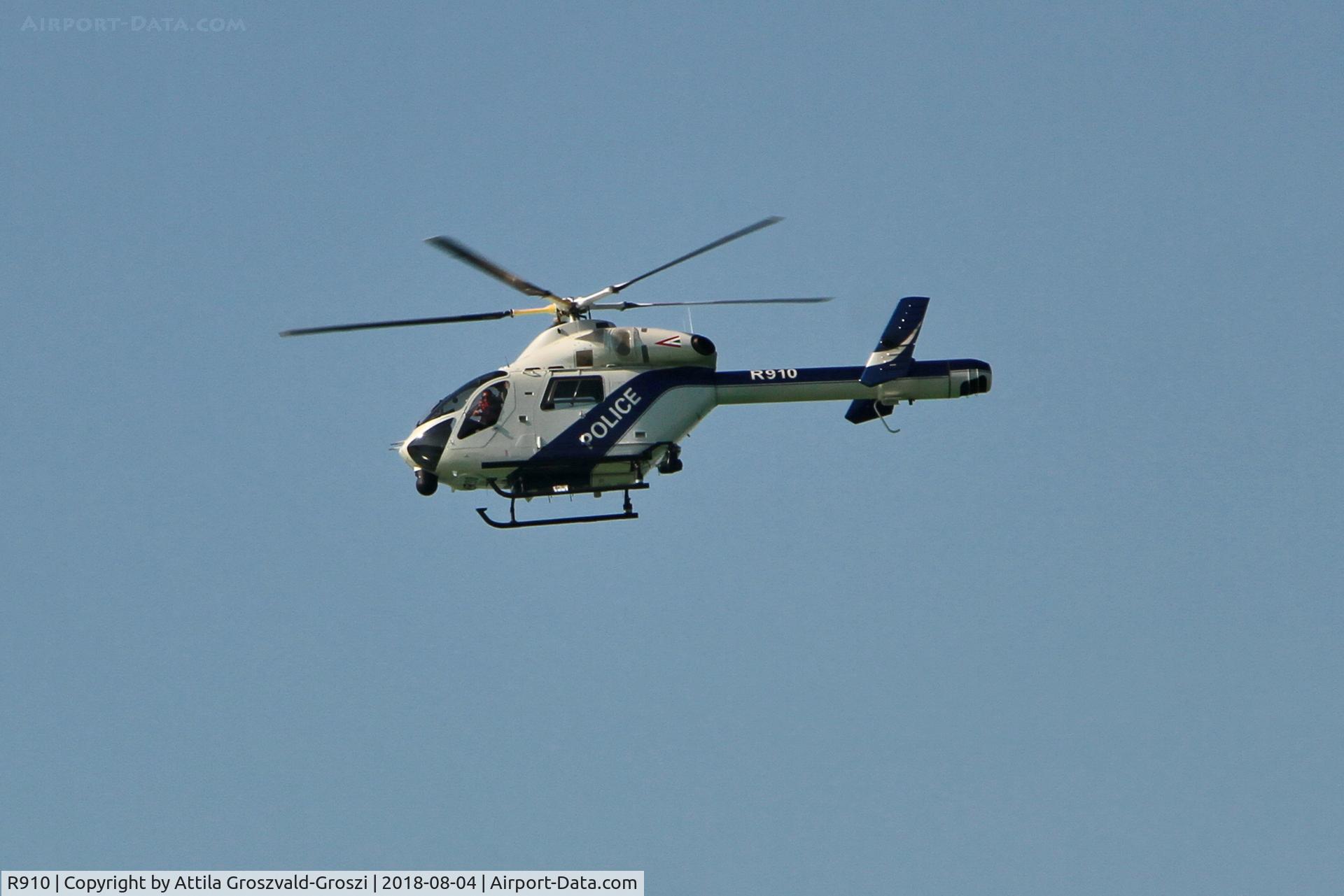 R910, 2007 McDonnell Douglas MD-902 Explorer C/N 900-00122, Air patrol over Lake Balaton at the shore of Tihany