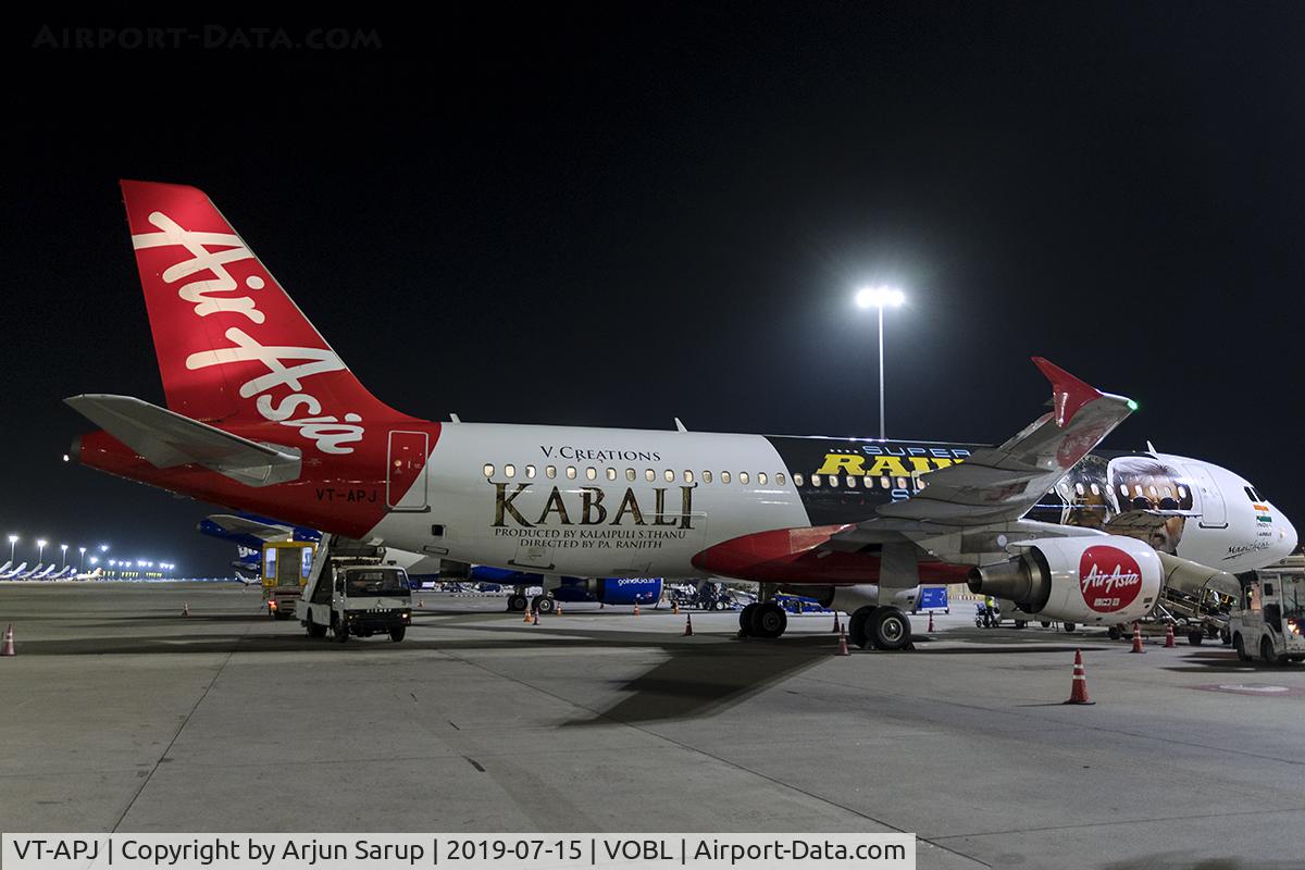 VT-APJ, Airbus A320-216 C/N 4346, Even at 3:00 a.m. there’s activity at BIAL after the arrival of I5-308 from Mumbai.
