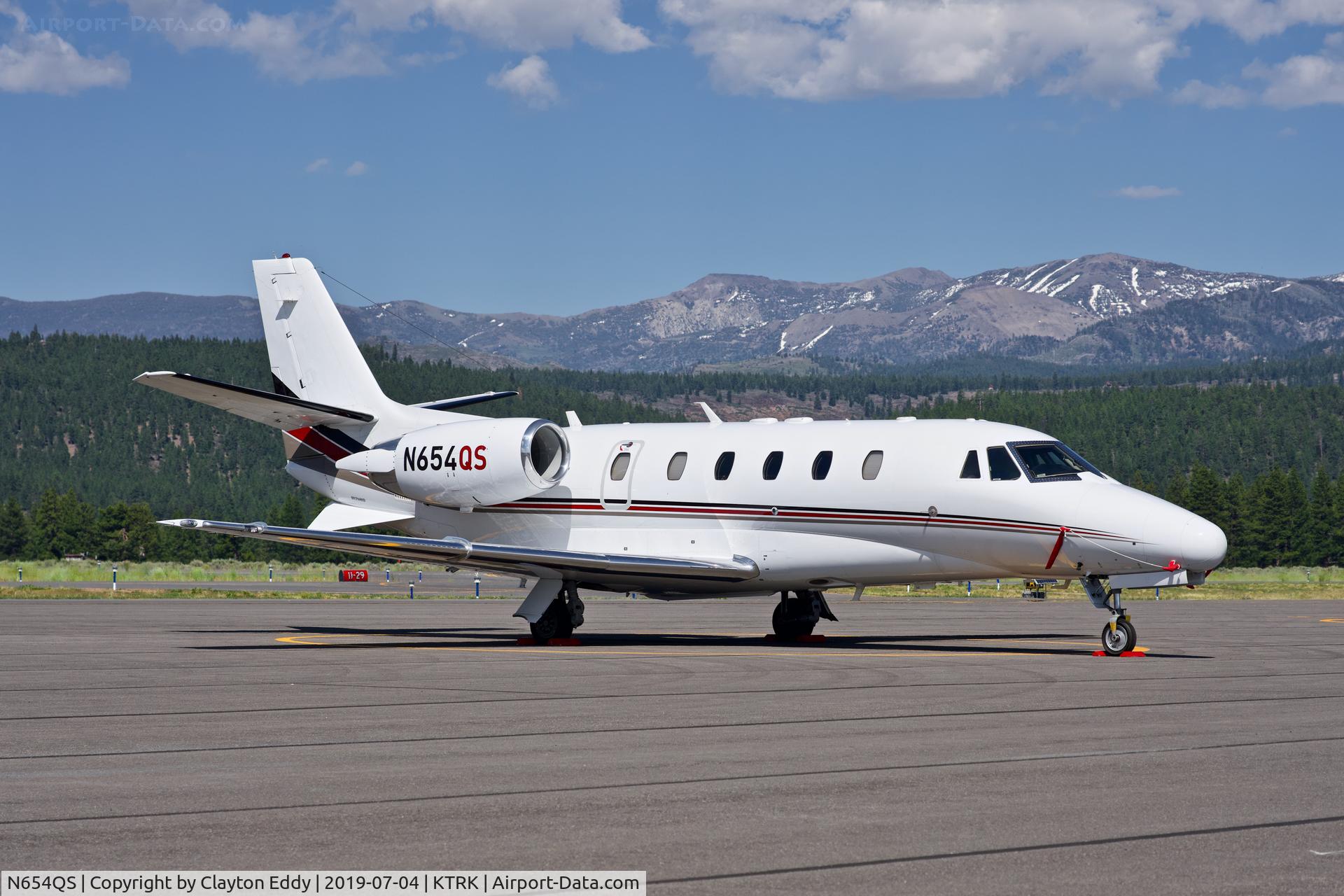 N654QS, 2006 Cessna 560XL C/N 560-5611, Truckee Airport 2019.