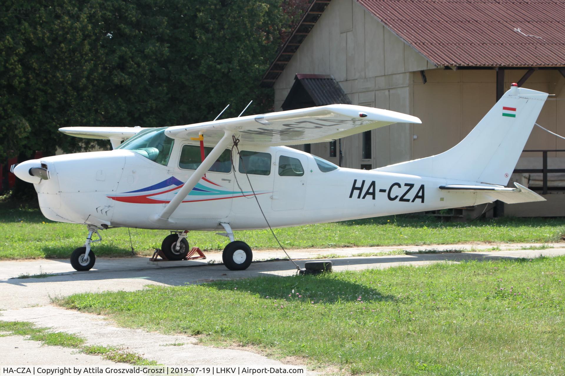 HA-CZA, 1964 Cessna 205A C/N 205-0556, LHKV - Kaposujlak Airport, Hungary / 2019
