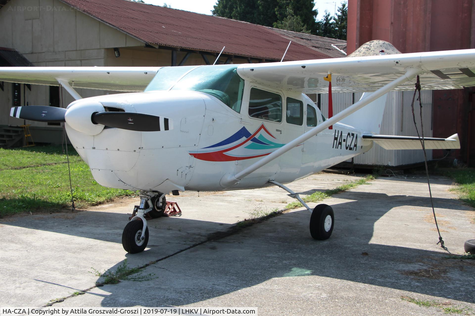 HA-CZA, 1964 Cessna 205A C/N 205-0556, LHKV - Kaposujlak Airport, Hungary / 2019