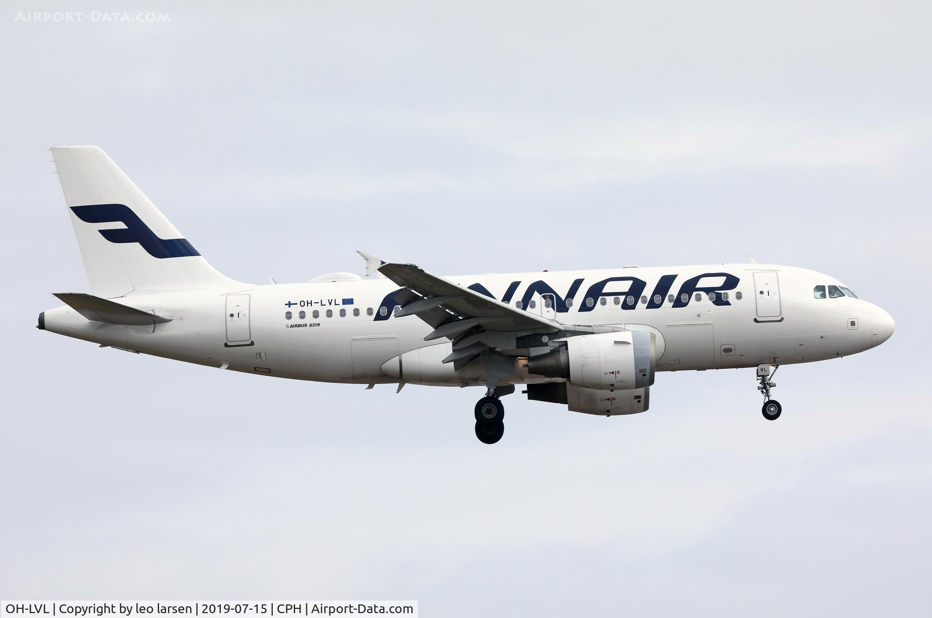 OH-LVL, 2004 Airbus A319-112 C/N 2266, Copenhagen 15.7.2019 final to R-22L