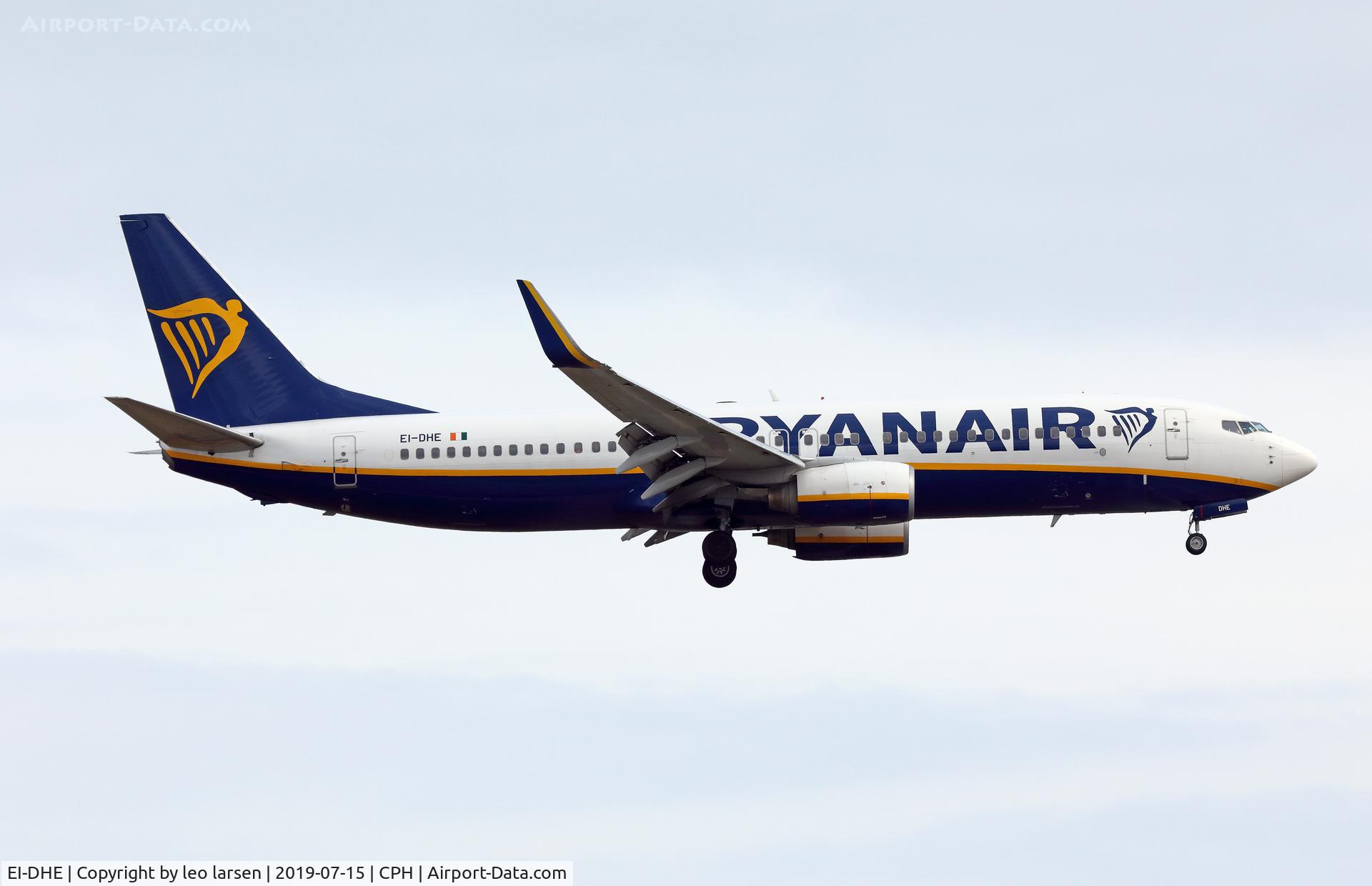 EI-DHE, 2005 Boeing 737-8AS C/N 33574, Copenhagen 15.7.2019 on final to R-22L
