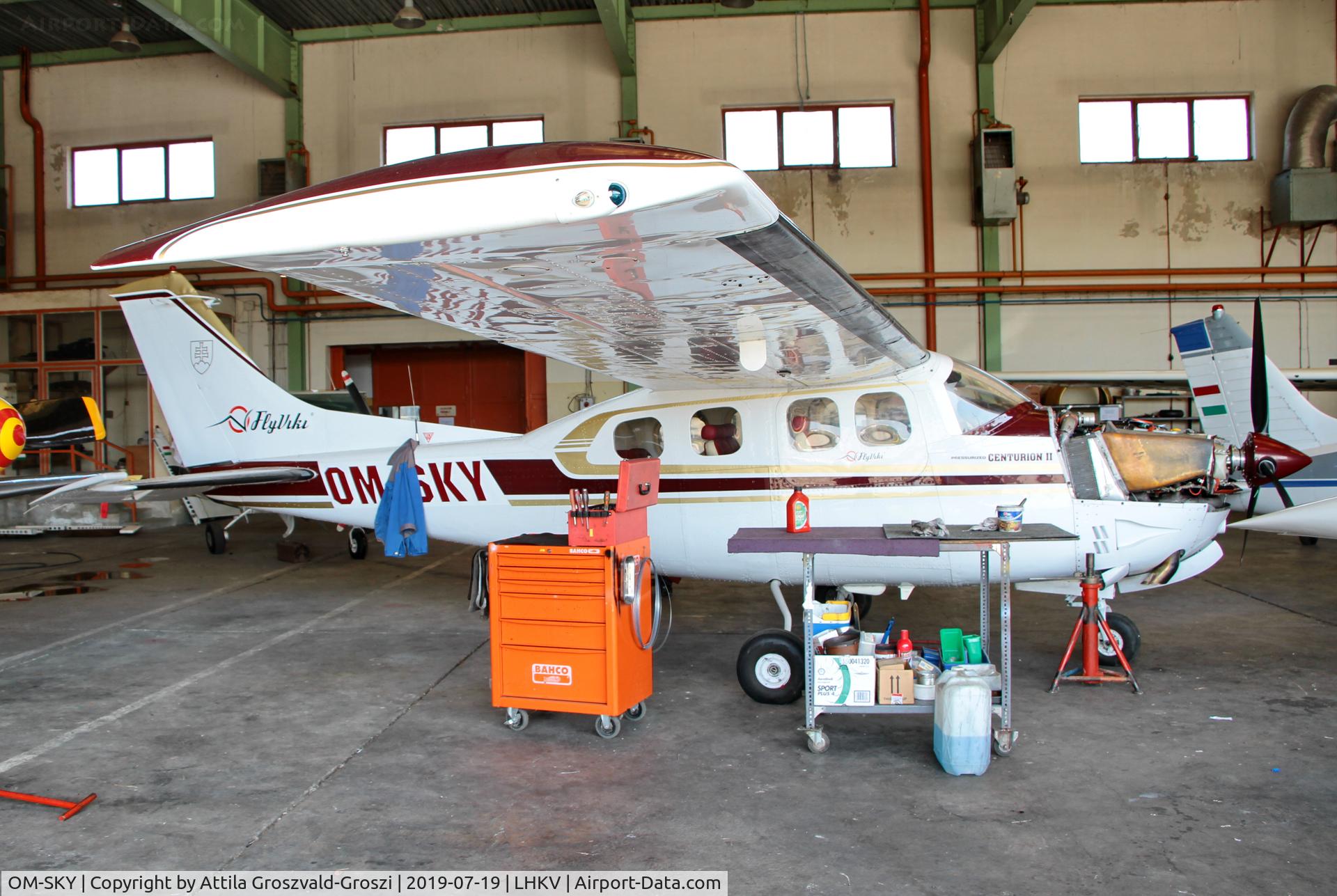 OM-SKY, 1979 Cessna P210N Pressurised Centurion C/N P21000279, LHKV - Kaposujlak Airport, Hungary / 2019