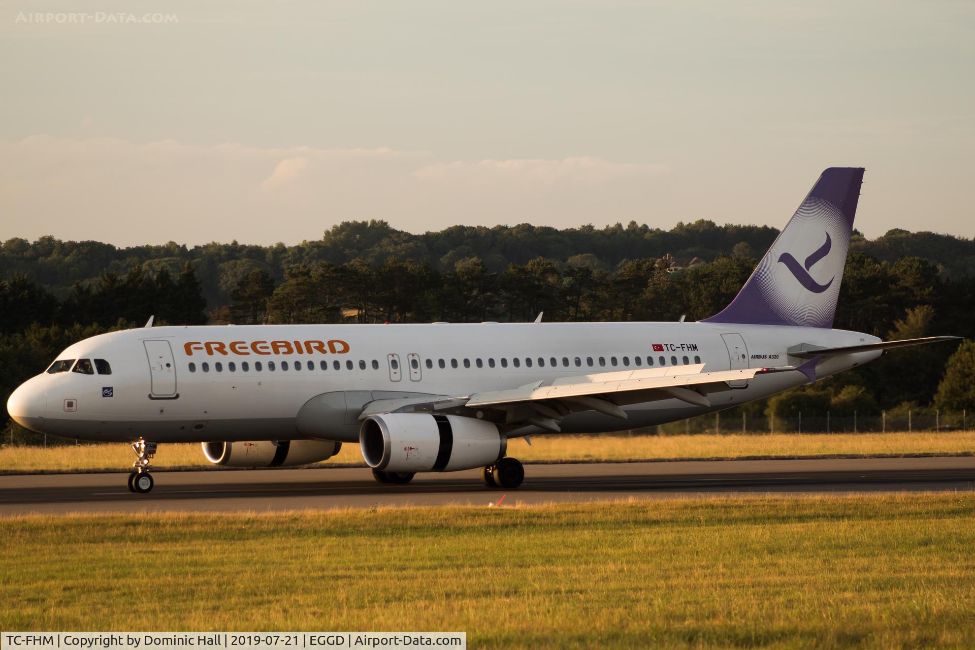 TC-FHM, 2006 Airbus A320-232 C/N 3012, Sunset Landing on RWY 27