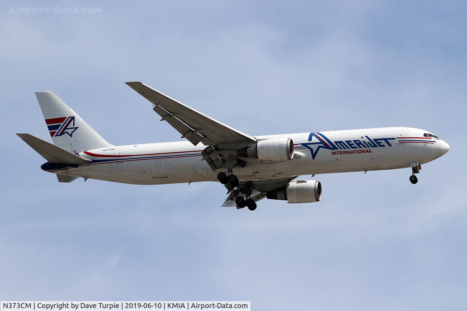 N373CM, 1990 Boeing 767-338 C/N 24929, No comment.