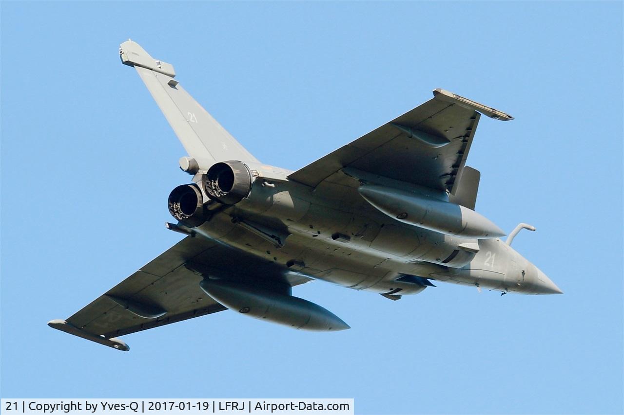 21, Dassault Rafale M C/N 21, Dassault Rafale M, Go arround rwy 08, Landivisiau naval air base (LFRJ)