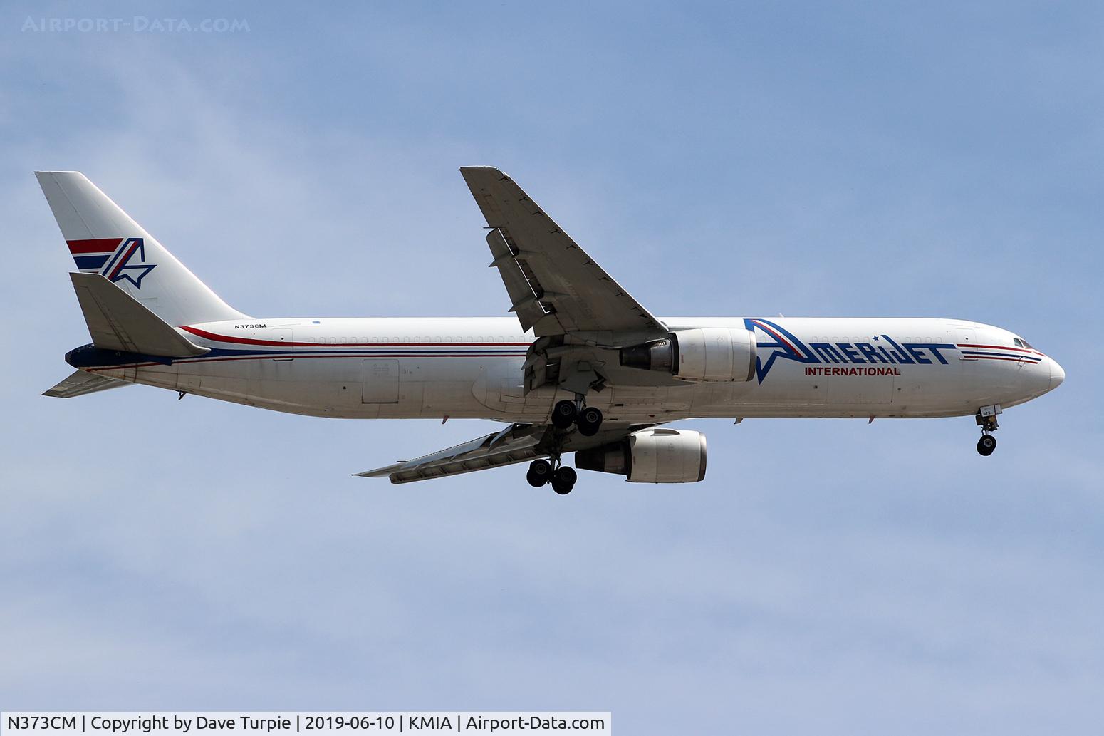 N373CM, 1990 Boeing 767-338 C/N 24929, No comment.