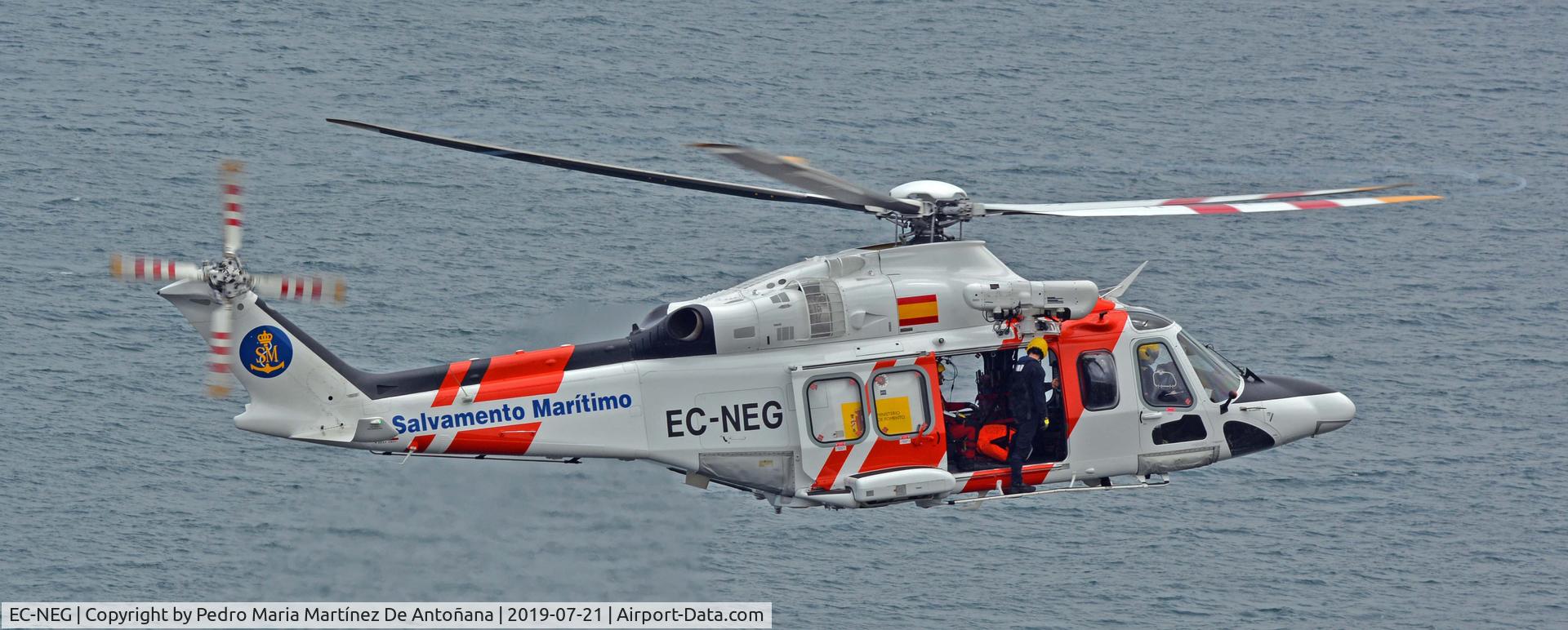 EC-NEG, 2014 AgustaWestland AW-139 C/N 31571, Gijón - España