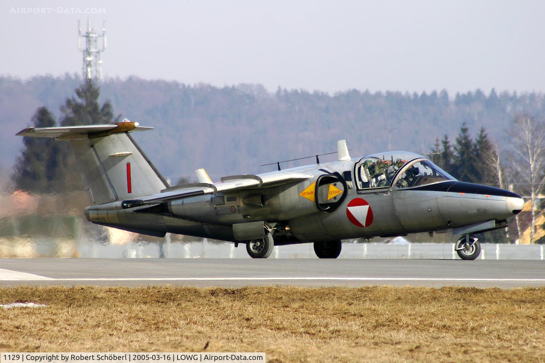 1129, Saab 105OE C/N 105429, RED I @ LOWG 2015