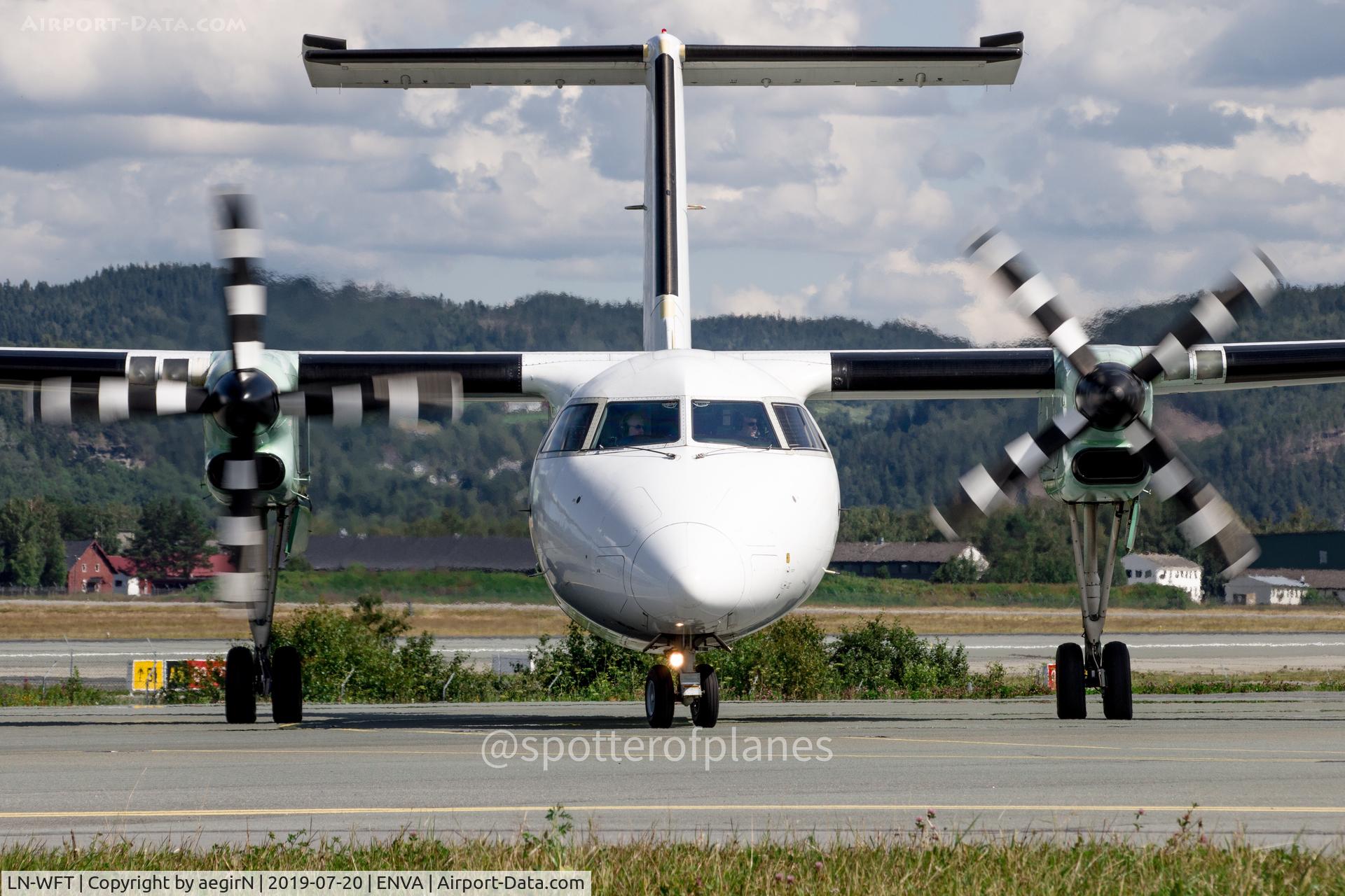 LN-WFT, 1999 De Havilland Canada DHC-8-311 Dash 8 C/N 532, Face to Face with LN-WFT