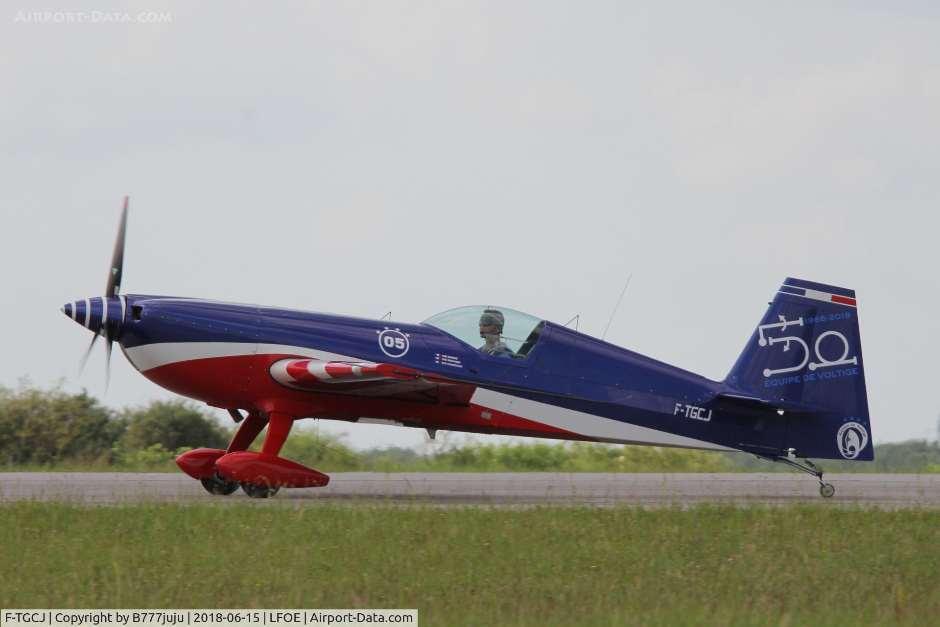 F-TGCJ, Extra EA-330SC C/N 05, at Evreux