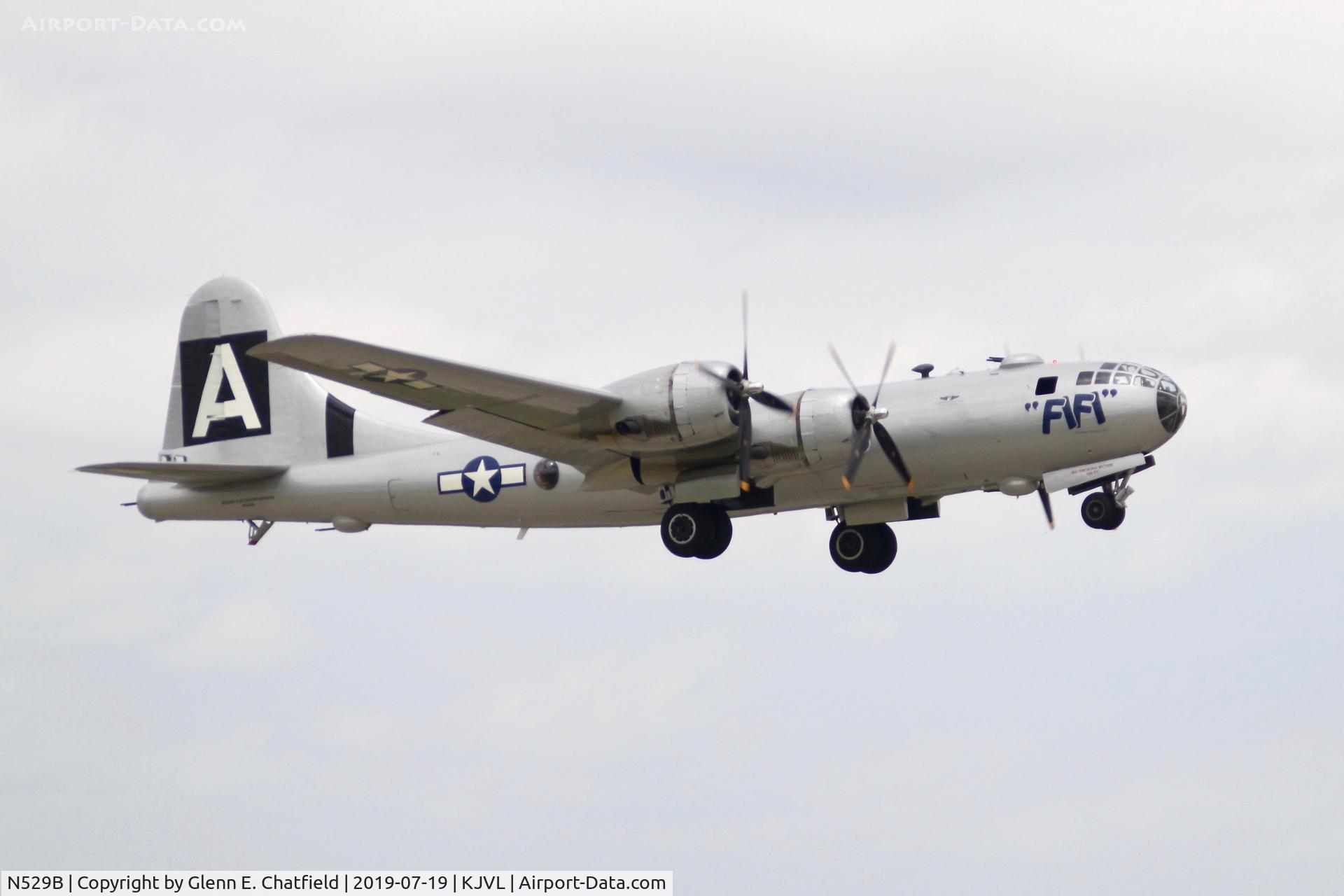 N529B, 1944 Boeing B-29A-60-BN Superfortress C/N 11547, Takeoff climb out