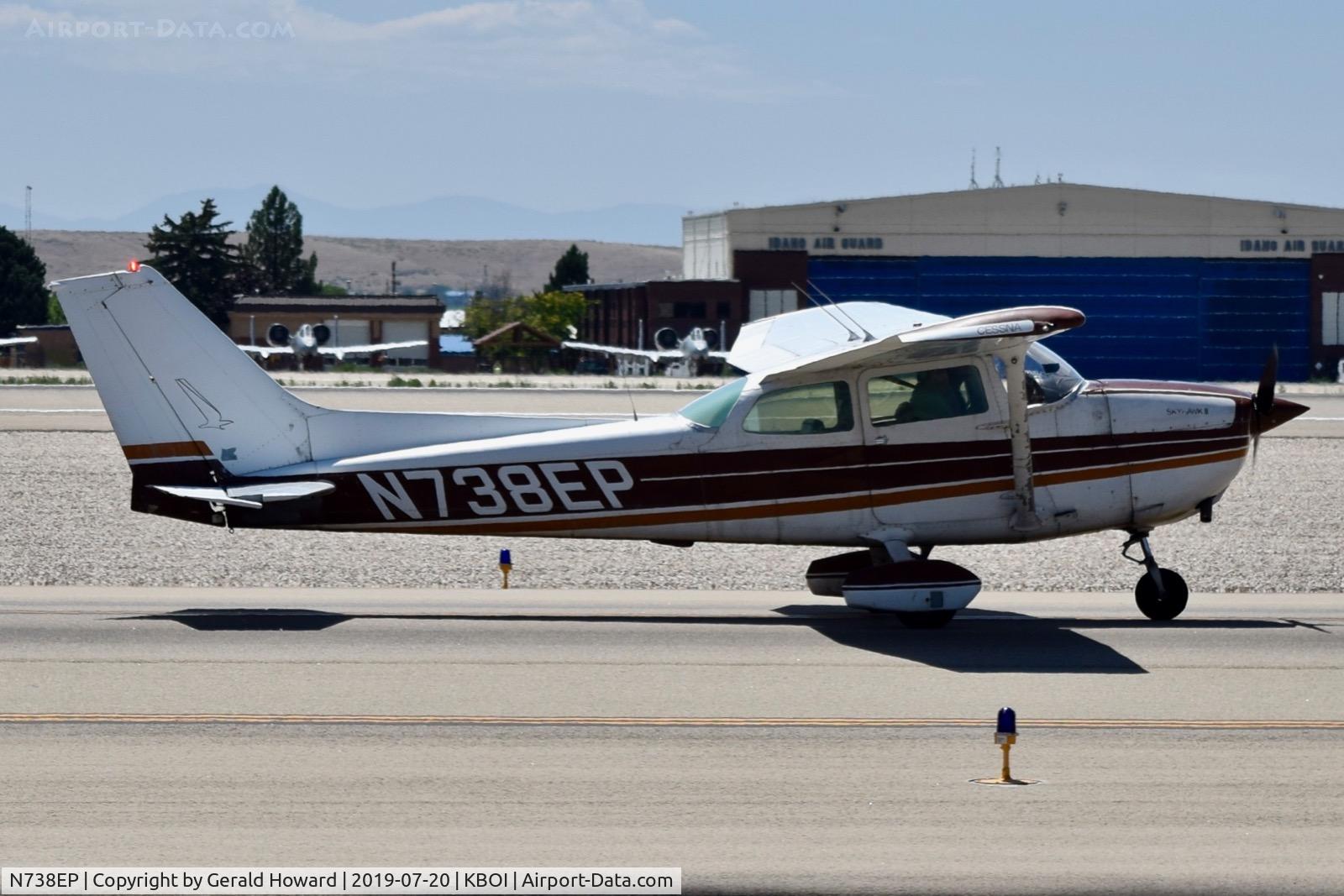 N738EP, 1977 Cessna 172N C/N 17269922, Taxiing on Alpha.