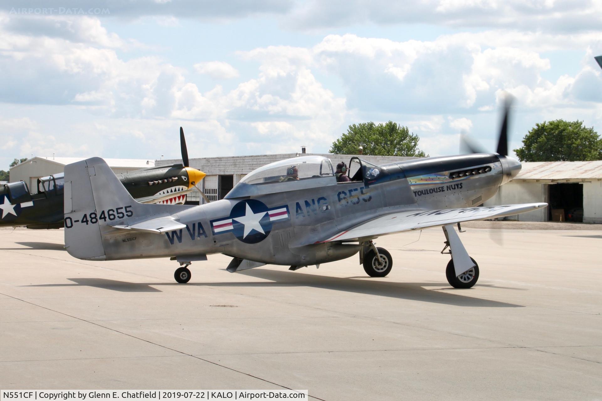 N551CF, 1944 North American TF-51D Mustang C/N 122-44511, Taxiing in