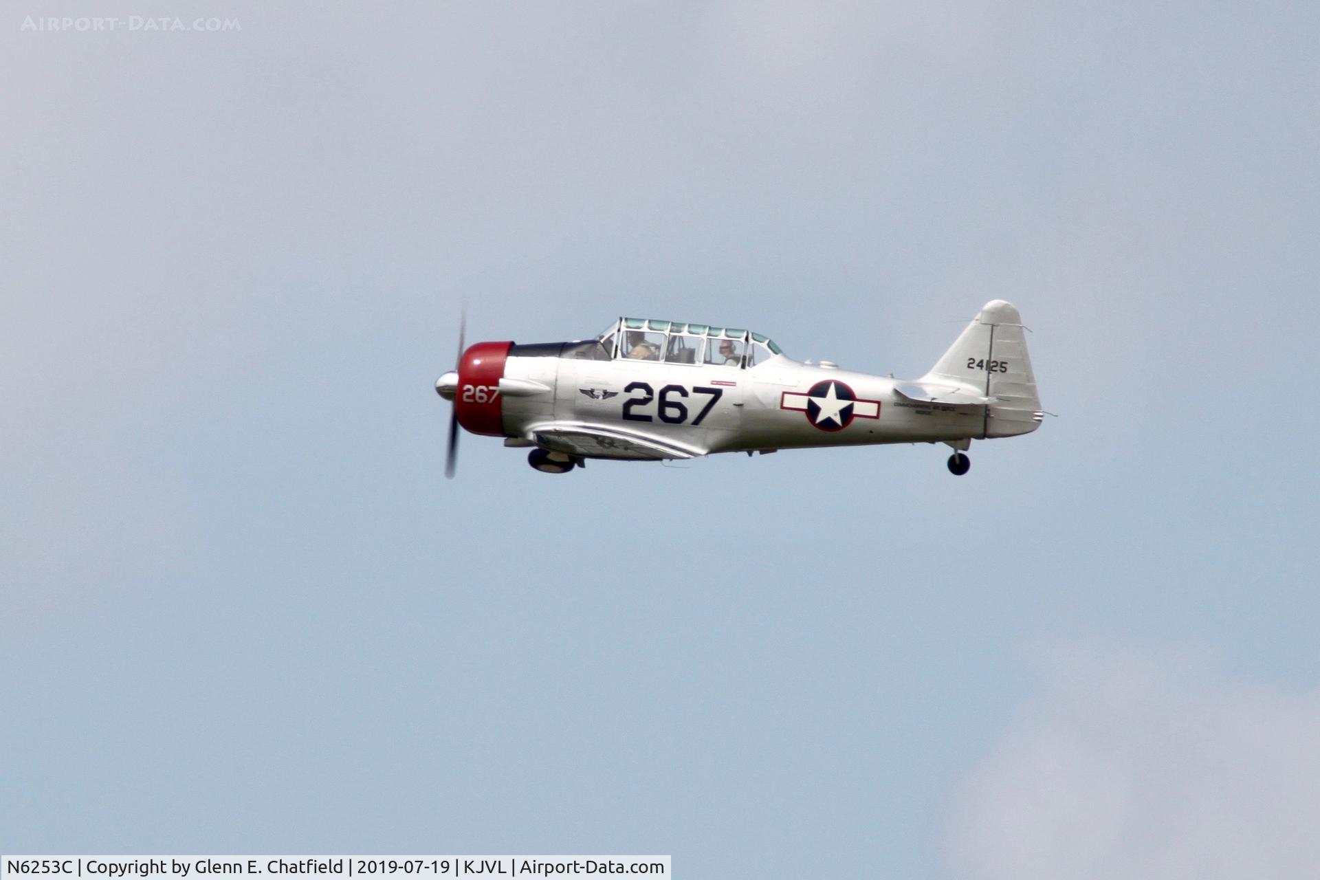 N6253C, North American T-6G Texan C/N 168-47, Taking someone for a ride