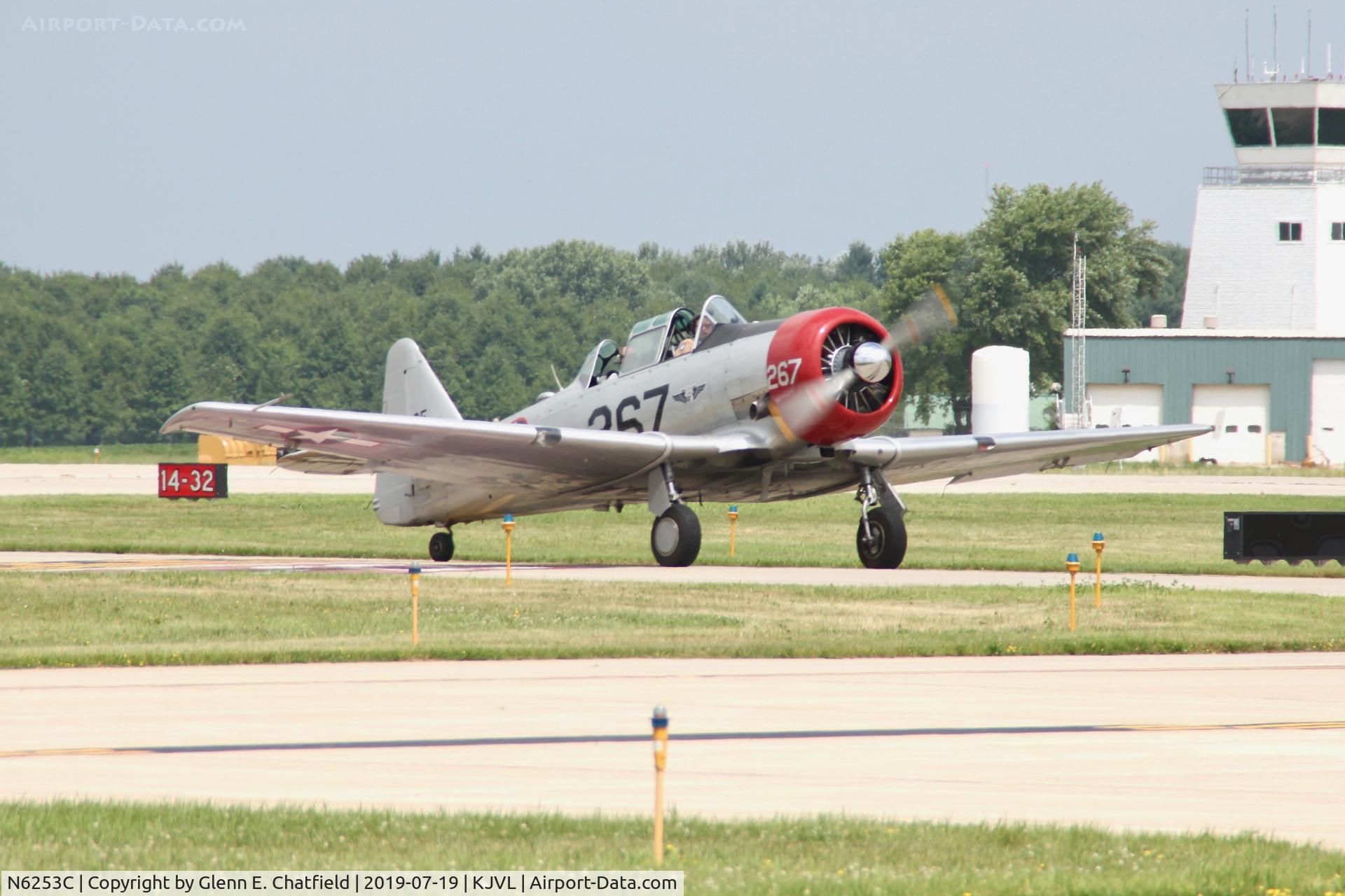 N6253C, North American T-6G Texan C/N 168-47, Taking someone for a ride