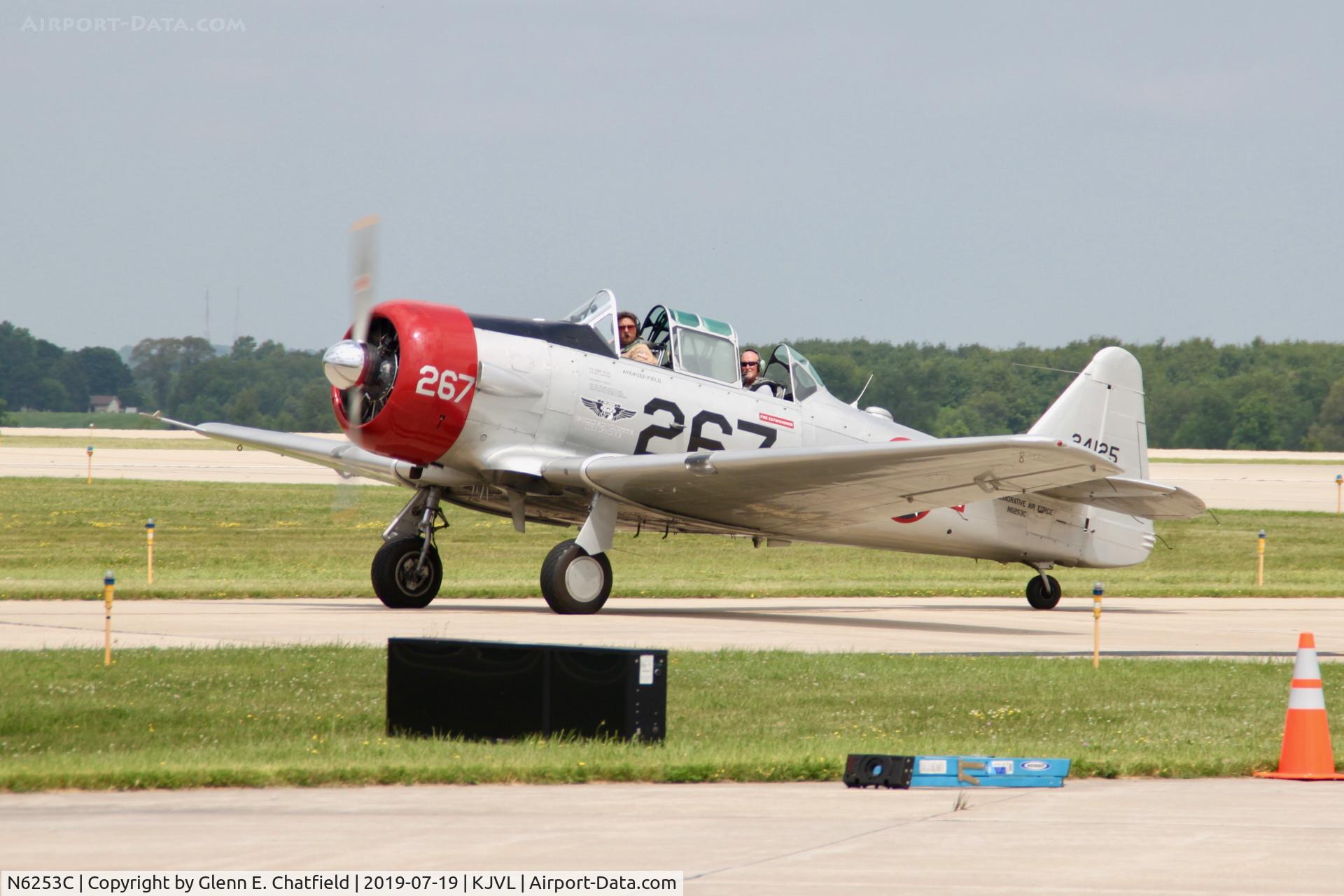 N6253C, North American T-6G Texan C/N 168-47, Taking someone for a ride