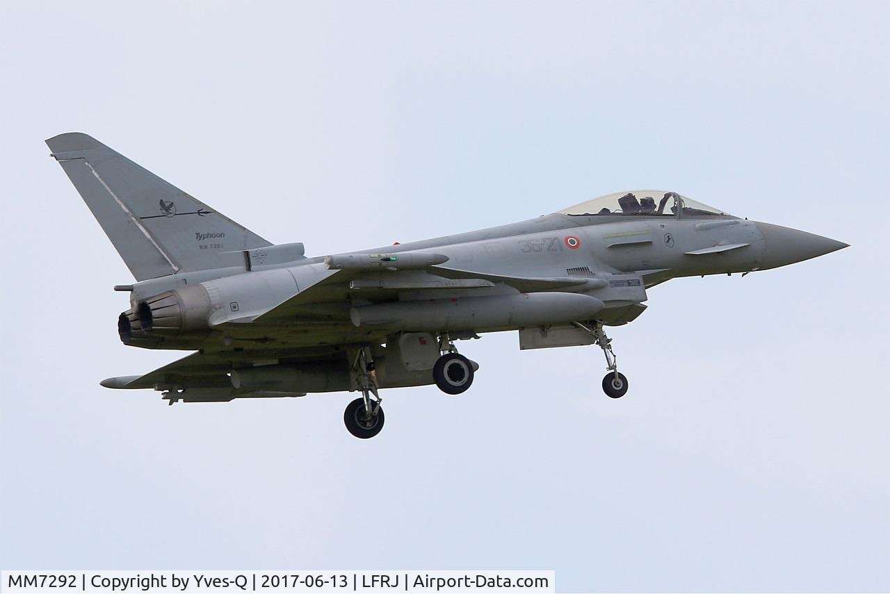 MM7292, Eurofighter EF-2000 Typhoon S C/N IS024, Eurofighter EF-2000 Typhoon S, On final rwy 08, Landivisiau Naval Air Base (LFRJ) Tiger Meet 2017