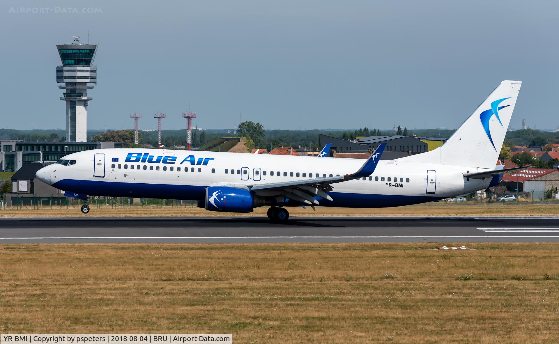 YR-BMI, 1998 Boeing 737-8K5 C/N 27980, YR-BMI at BRU