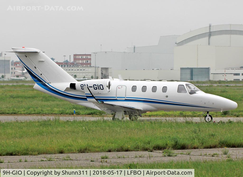 9H-GIO, 1995 Cessna 525 CitationJet C/N 525-0121, Taxiing to the General Aviation area...
