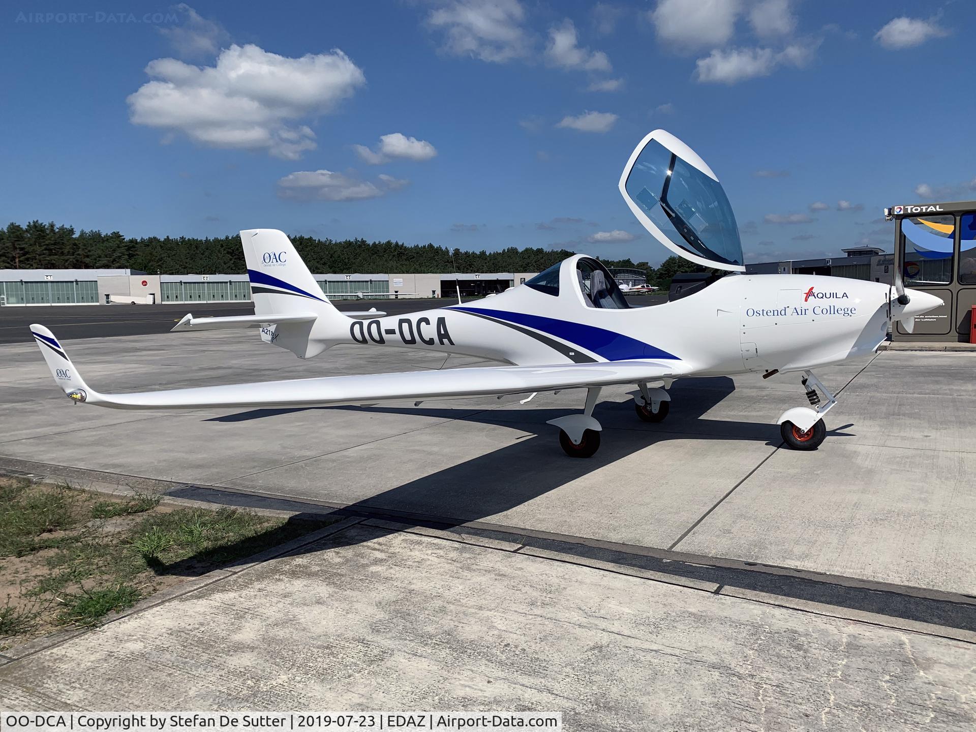 OO-DCA, 2019 Aquila A211GX C/N AT01-100C-364, Refueling in Schönhagen.