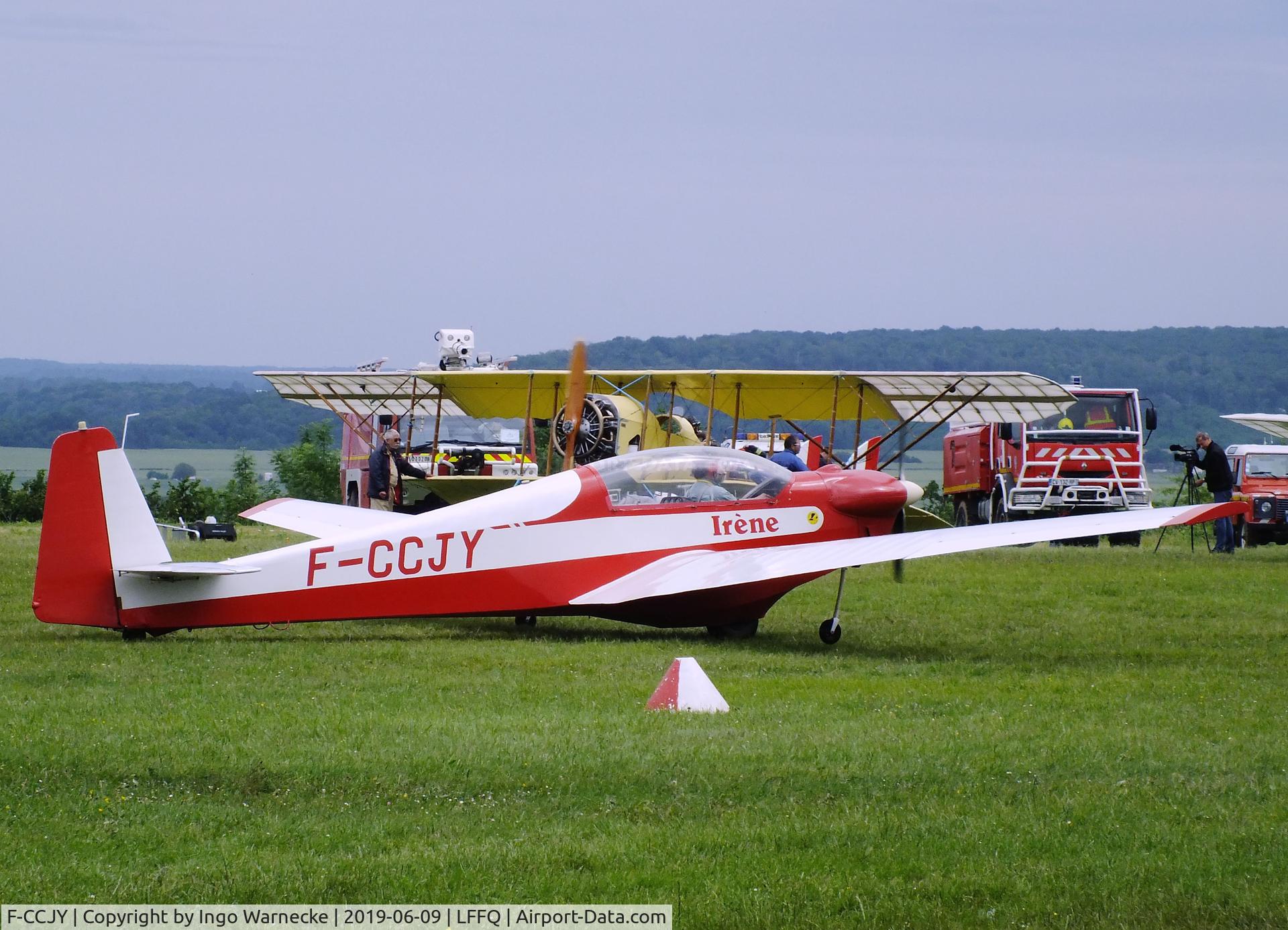 F-CCJY, 1974 Scheibe SF-28A Tandem-Falke Tandem Falke C/N 5763, Scheibe SF-28A Tandem-Falke at the meeting aerien 2019, La-Ferte-Alais
