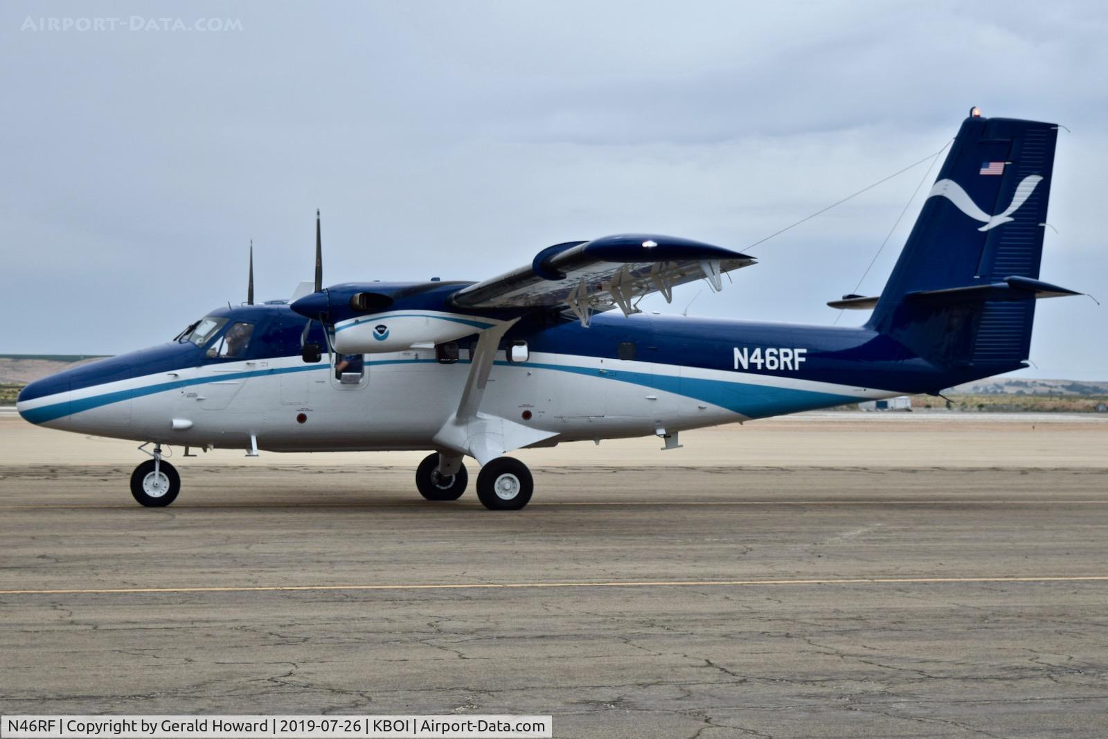 N46RF, 1985 De Havilland Canada DHC-6-300 Twin Otter C/N 824, Taxiing on Alpha. A NOAA aircraft.