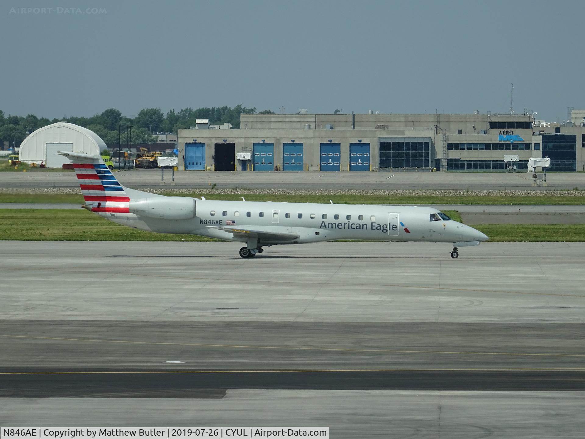 N846AE, 2003 Embraer ERJ-140LR (EMB-135KL) C/N 145692, Taxiing at CYUL