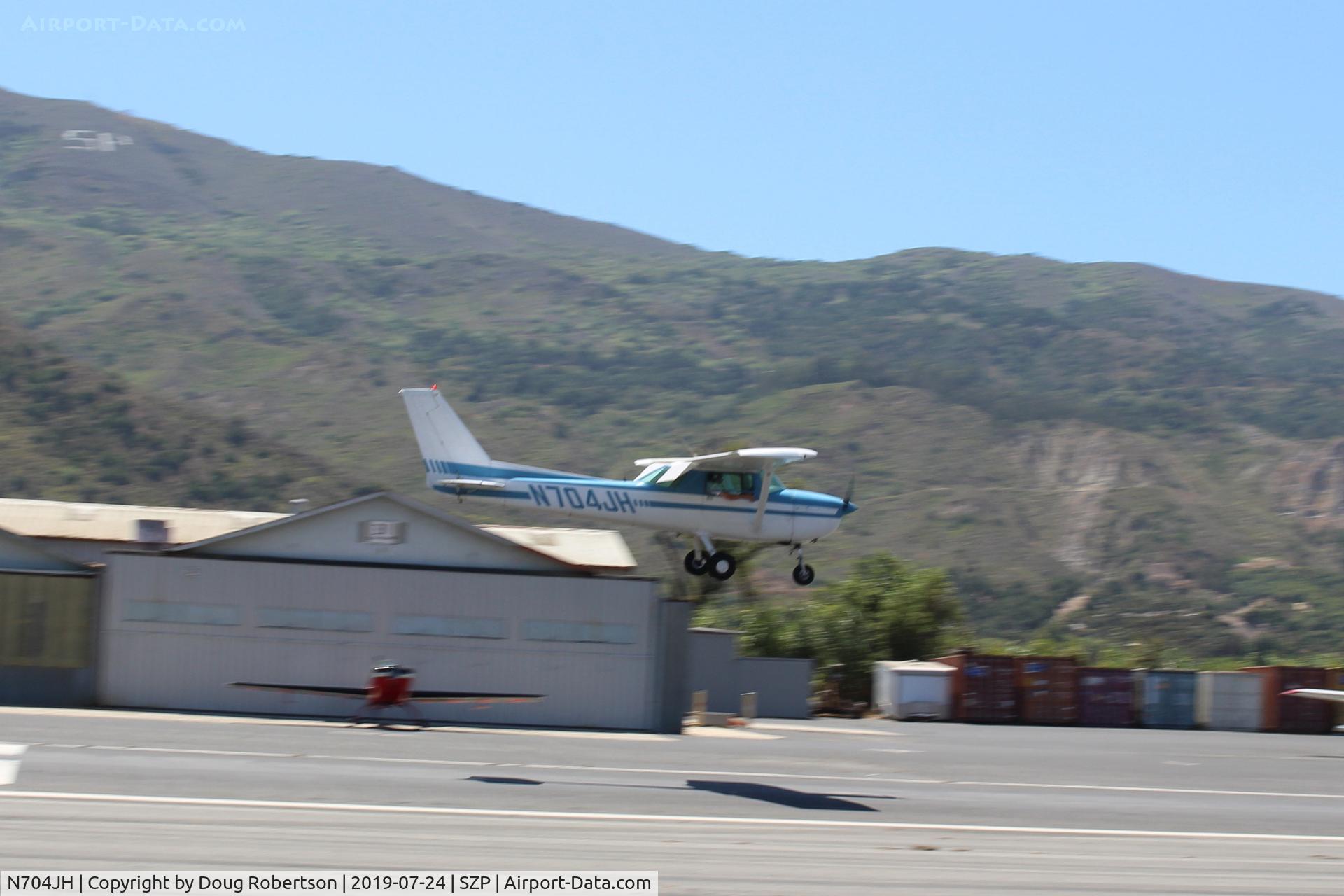 N704JH, 1976 Cessna 150M C/N 15078644, 1976 Cessna 150M, Continental O-200 100 Hp, on final Rwy 22