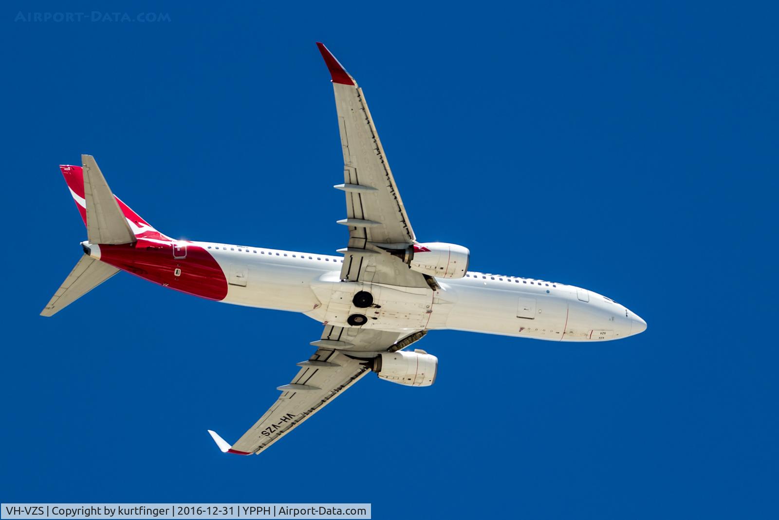 VH-VZS, 2011 Boeing 737-838 C/N 39358, Boeing 737-838. Qantas VH-VZS overshoot runway 21, YPPH 31/12/16.