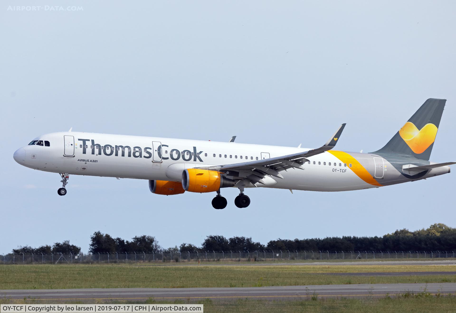 OY-TCF, 2014 Airbus A321-211 C/N 6351, Copenhagen 17.7.2019 L/D R-04L