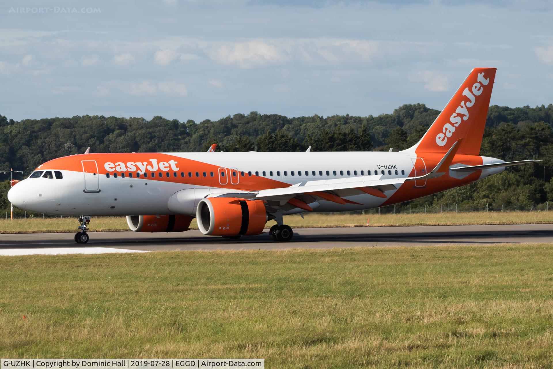 G-UZHK, 2018 Airbus A320-251N C/N 8356, Landing RWY 27