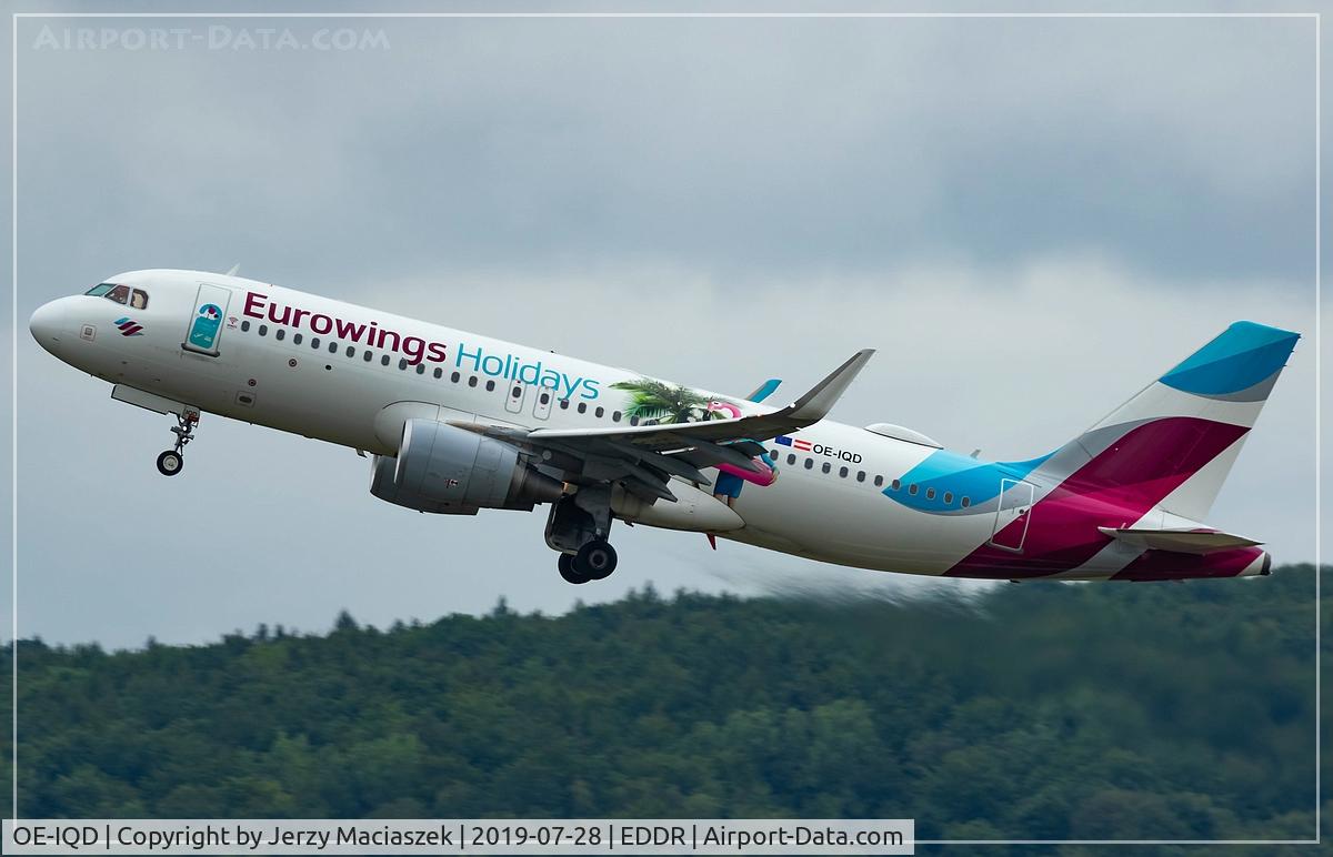 OE-IQD, 2016 Airbus A320-214 C/N 7056, Airbus A320-214