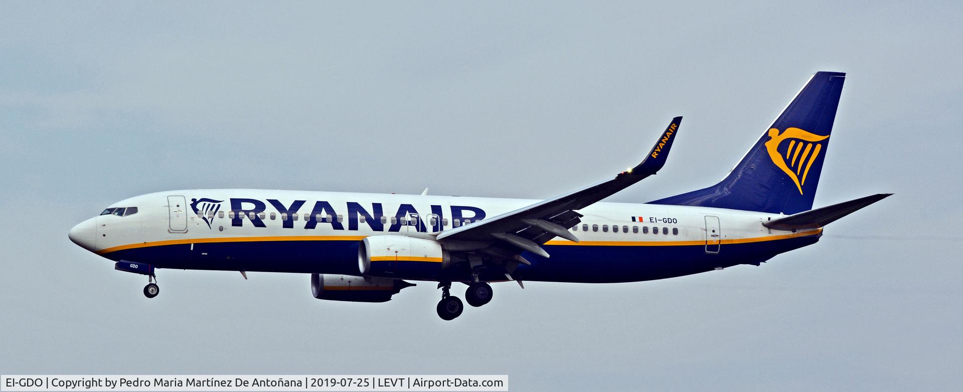EI-GDO, 2017 Boeing 737-800 C/N 44808, Aeropuerto de Foronda - Vitoria-Gasteiz - Euskadi - España
