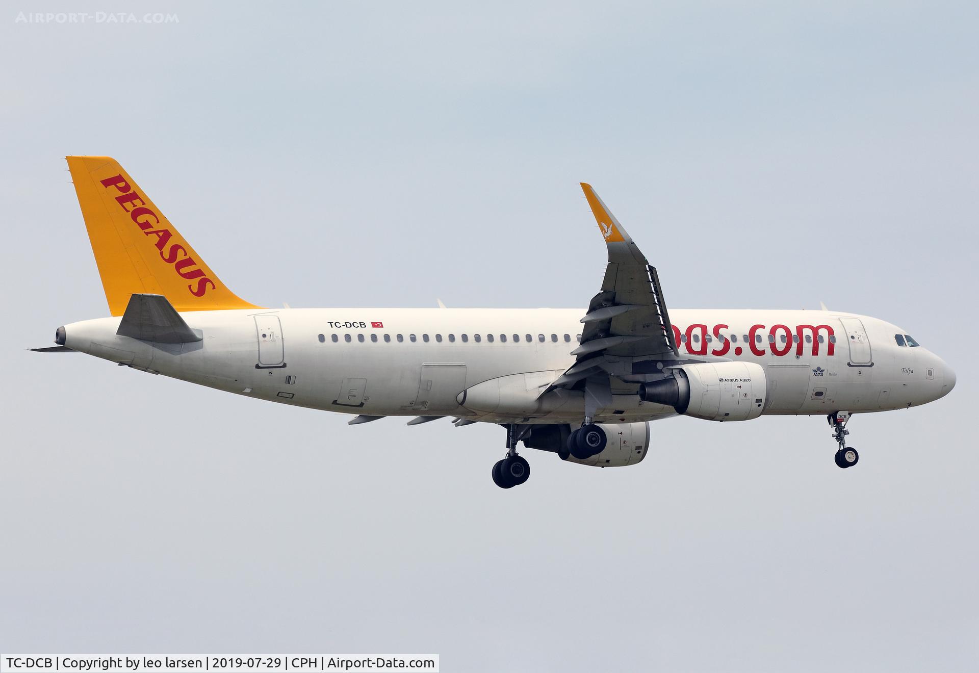 TC-DCB, 2013 Airbus A320-214 C/N 5902, Copenhagen 29.7.2019 on final to R-04L