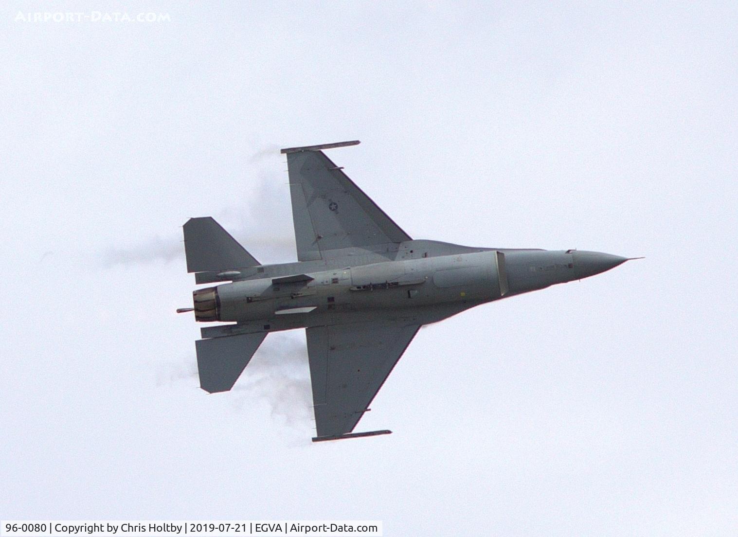 96-0080, 1996 Lockheed Martin F-16C Fighting Falcon C/N CC-202, Knife-edge turn with wing vapour RIAT 2019 solo display at RAF Fairford