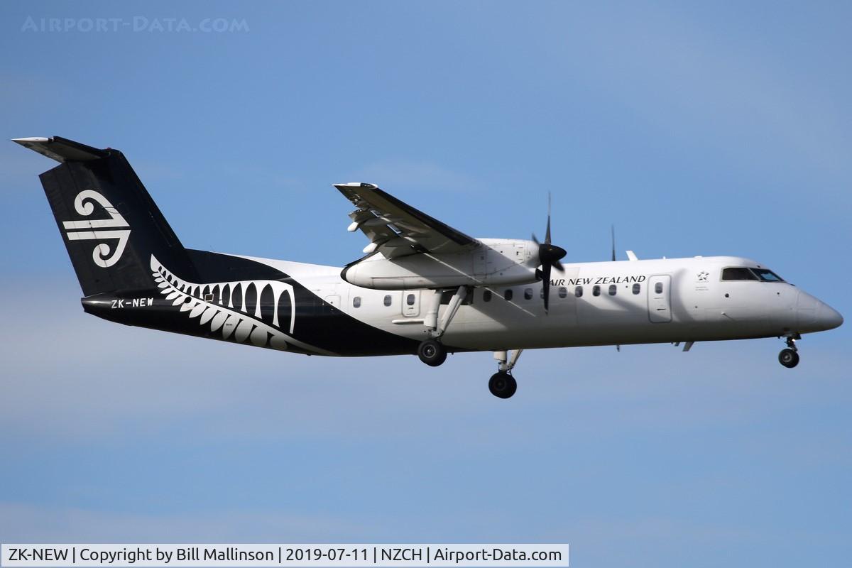 ZK-NEW, 2007 De Havilland Canada DHC-8-311Q Dash 8 C/N 648, finals