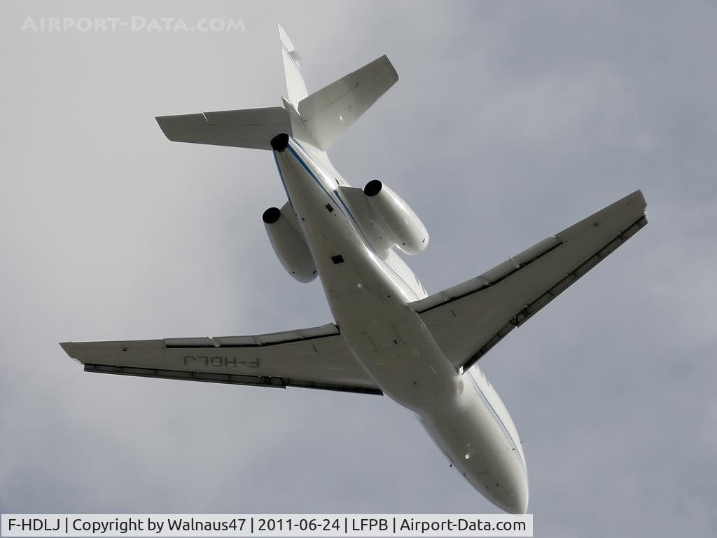 F-HDLJ, 2006 Dassault Falcon 900EX C/N 165, Rear underside view of Dassault F-900EX F-HDLJ departing Le Bourget LBG / LFPB Paris on 24Jun2011.
