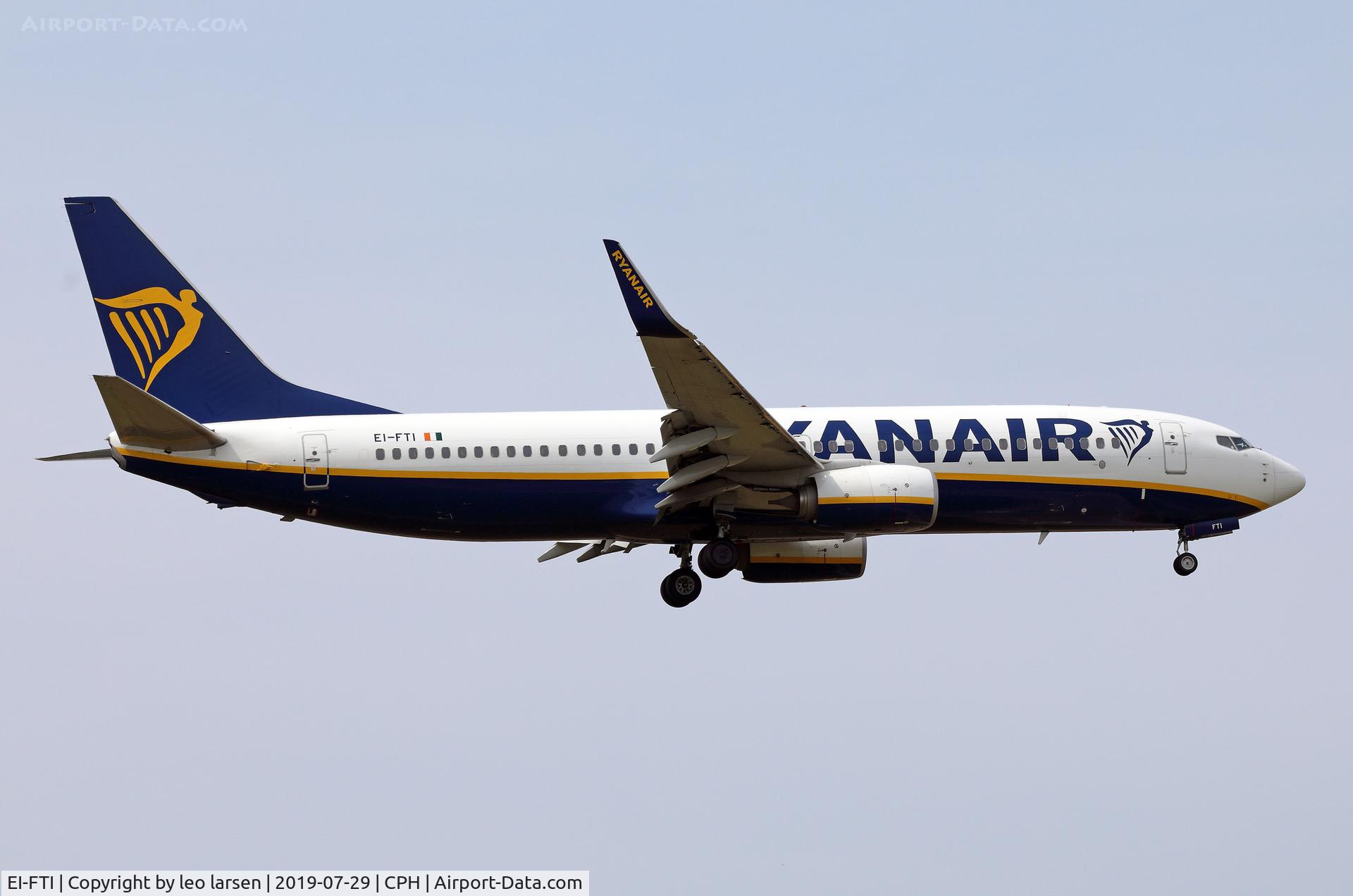 EI-FTI, 2016 Boeing 737-8AS C/N 44759, Copenhgen 29.7.2019 on final to R-04L