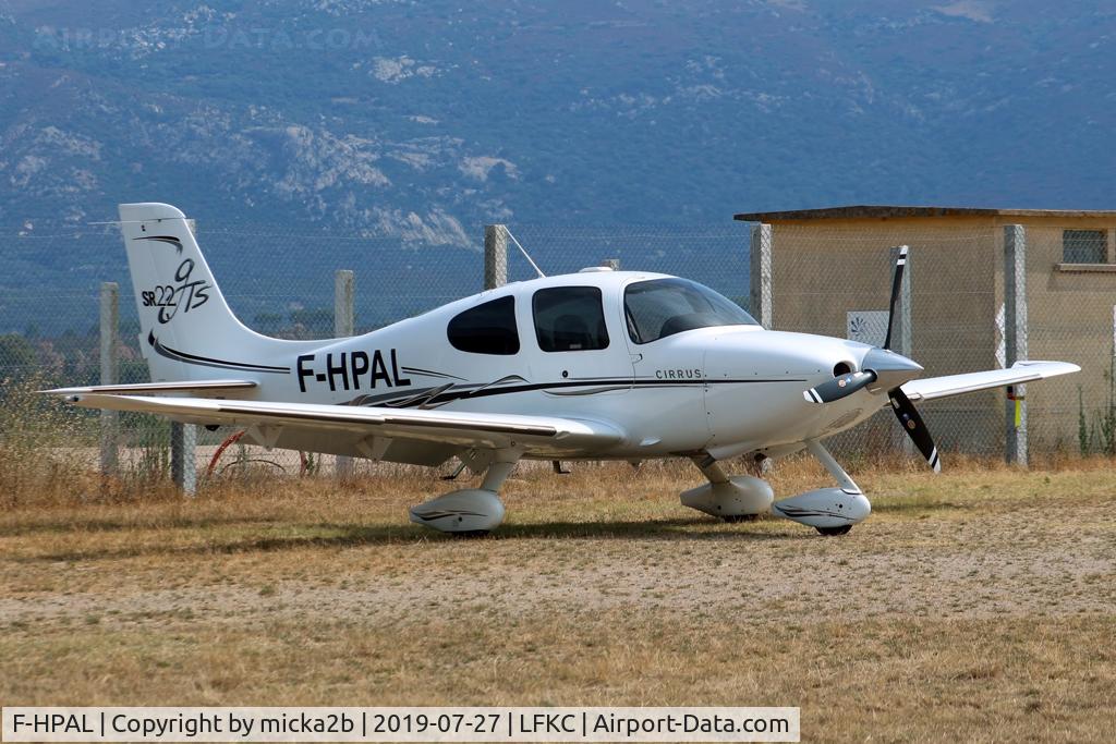 F-HPAL, 2006 Cirrus SR22 C/N 1799, Parked