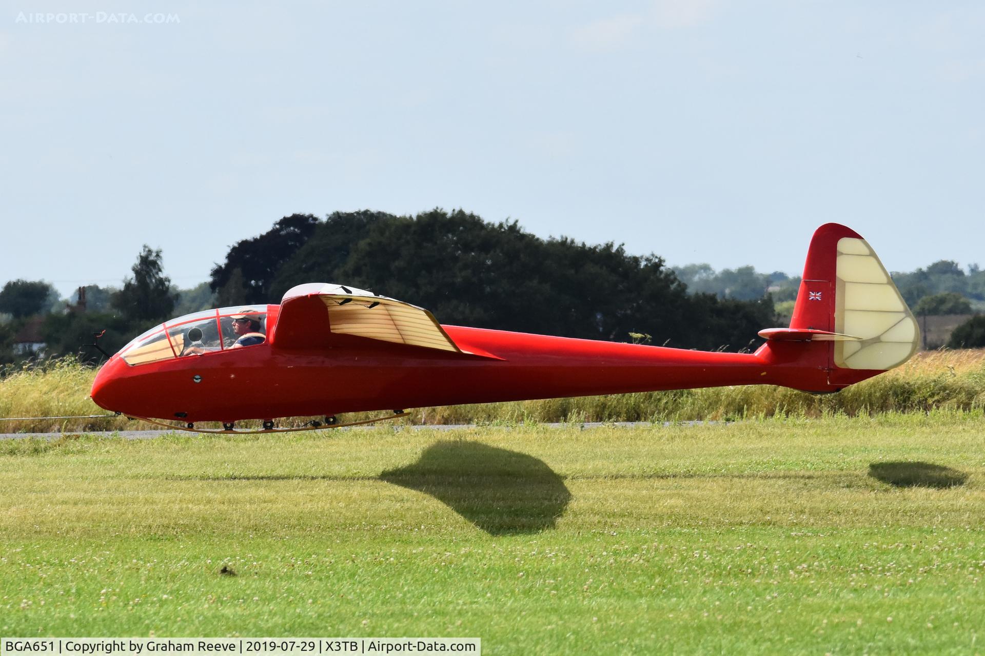 BGA651, 1939 Slingsby T-13 Petrel C/N 363, Departing from Tibenham.